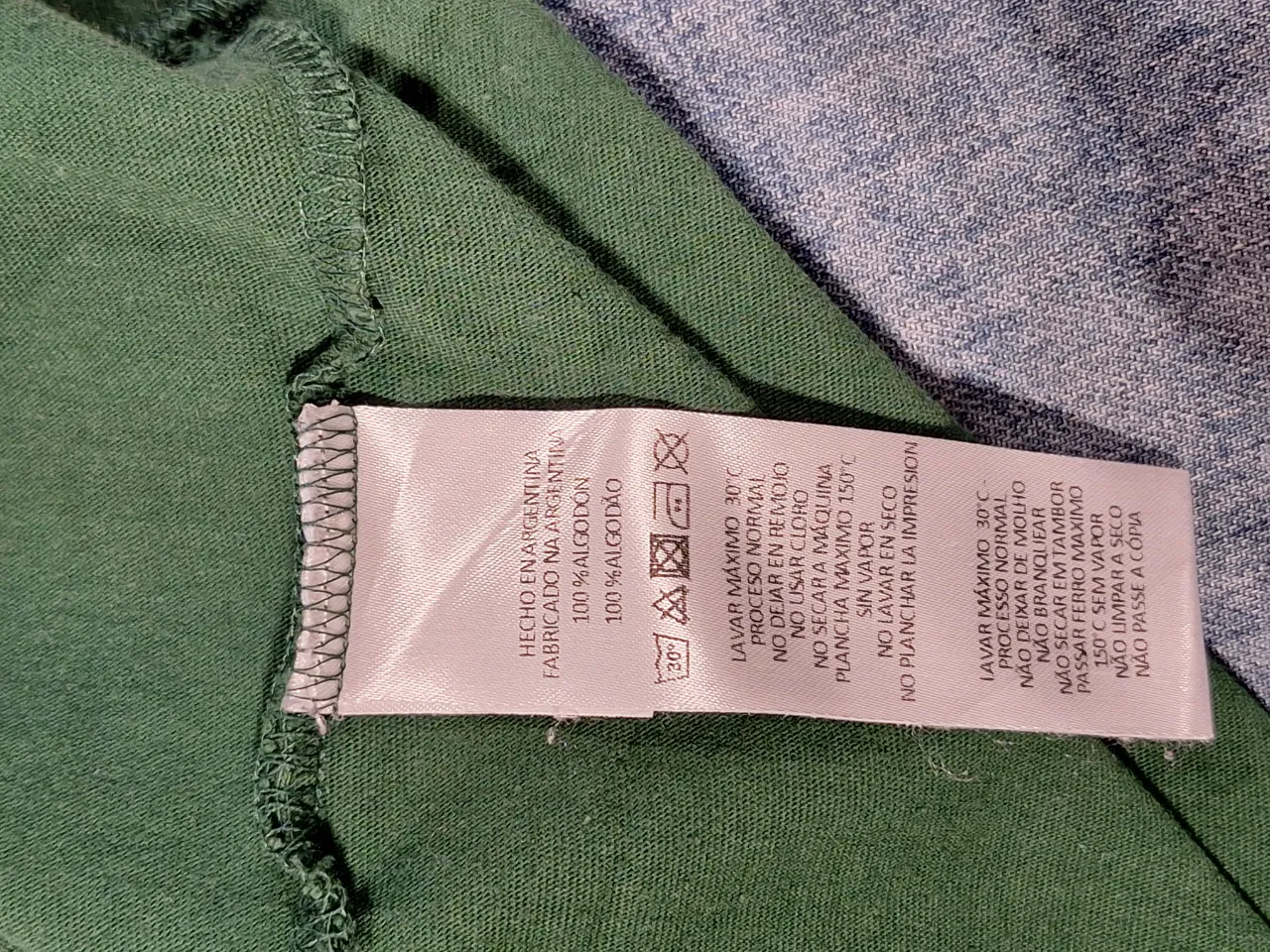 Remera Lacoste - Vista 2