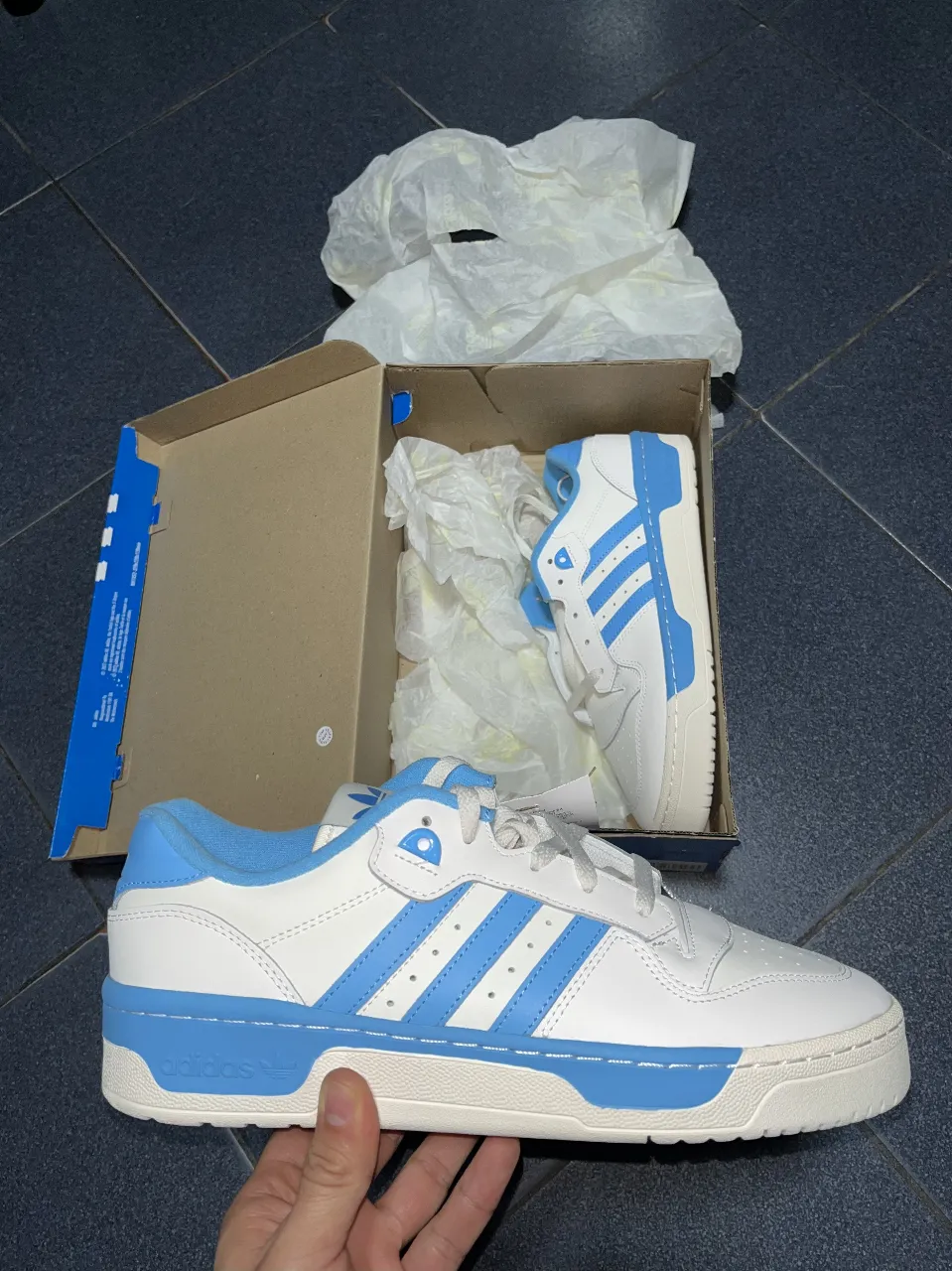 Zapatillas adidas - Vista 3
