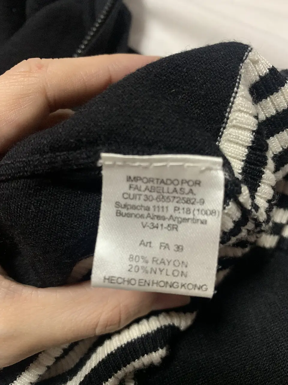 Sweater Basement - Vista 2