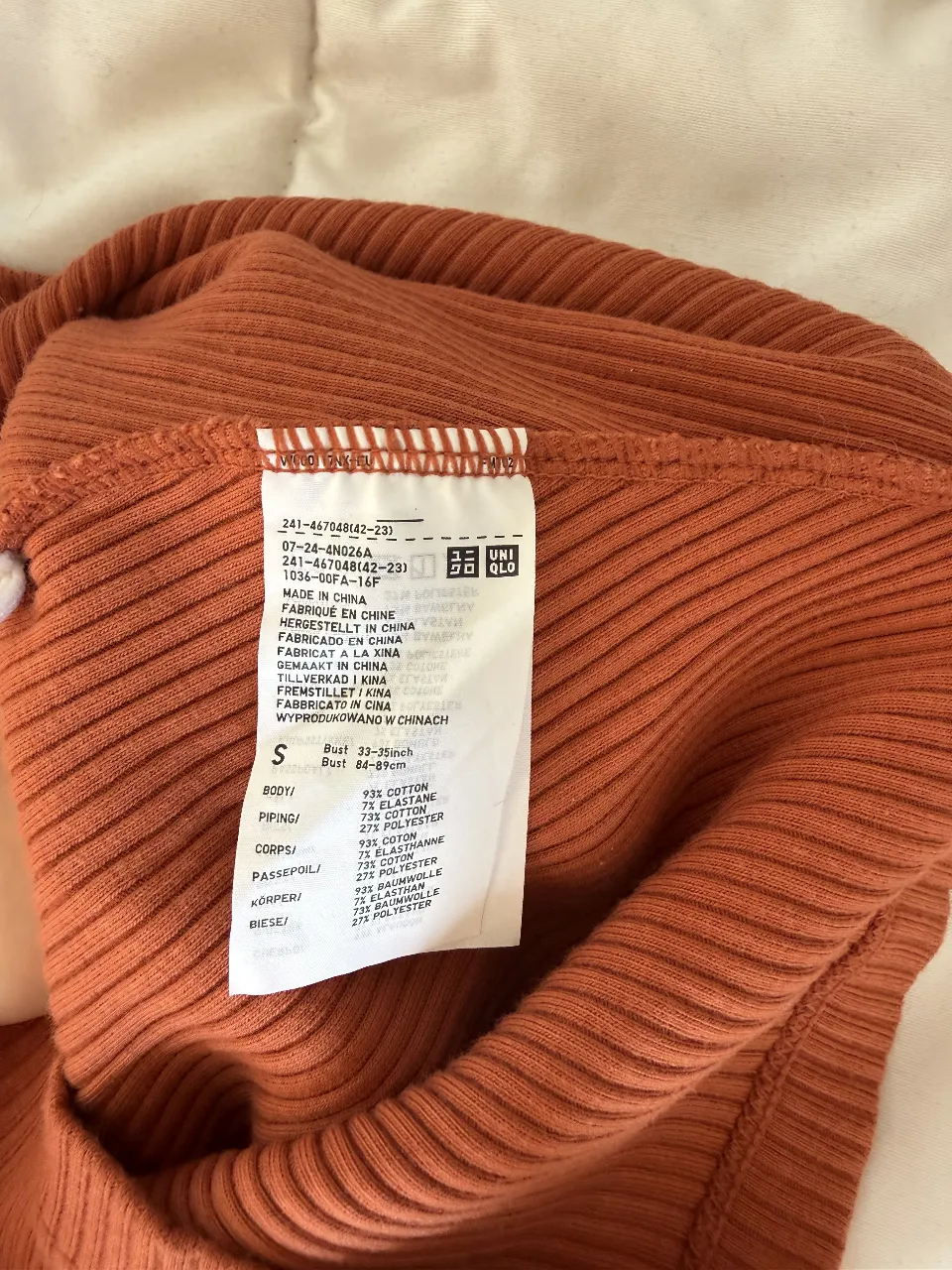 Top Uniqlo - Vista 2