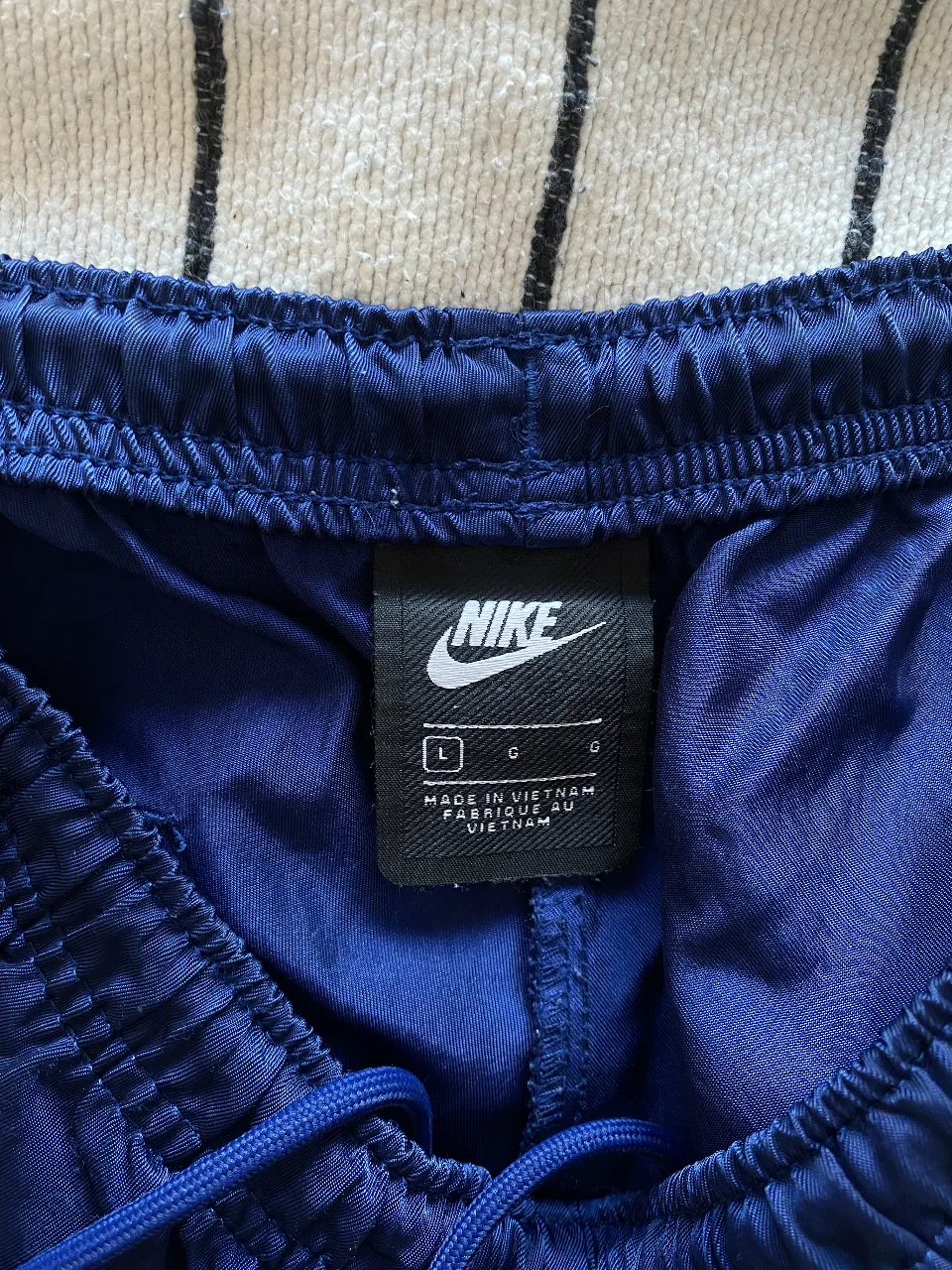 Pantalón Nike - Vista 3