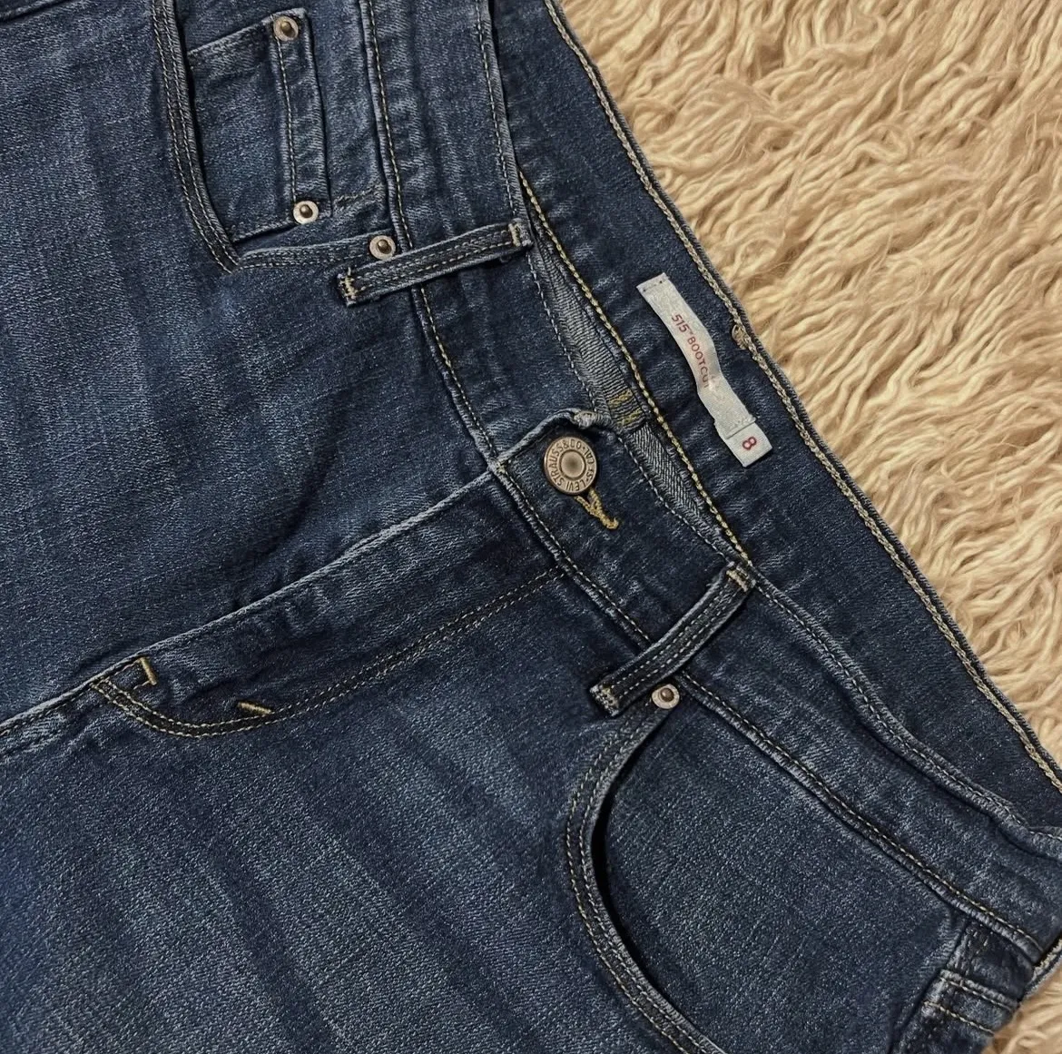 Short Levi's - Vista 2