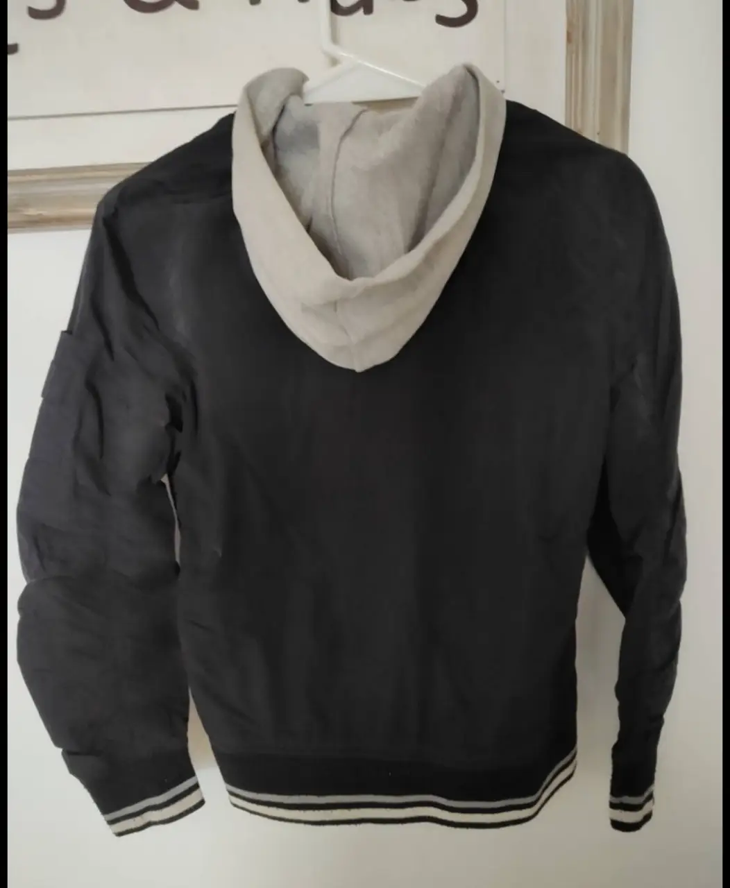 Campera bomber Justice - Vista 2