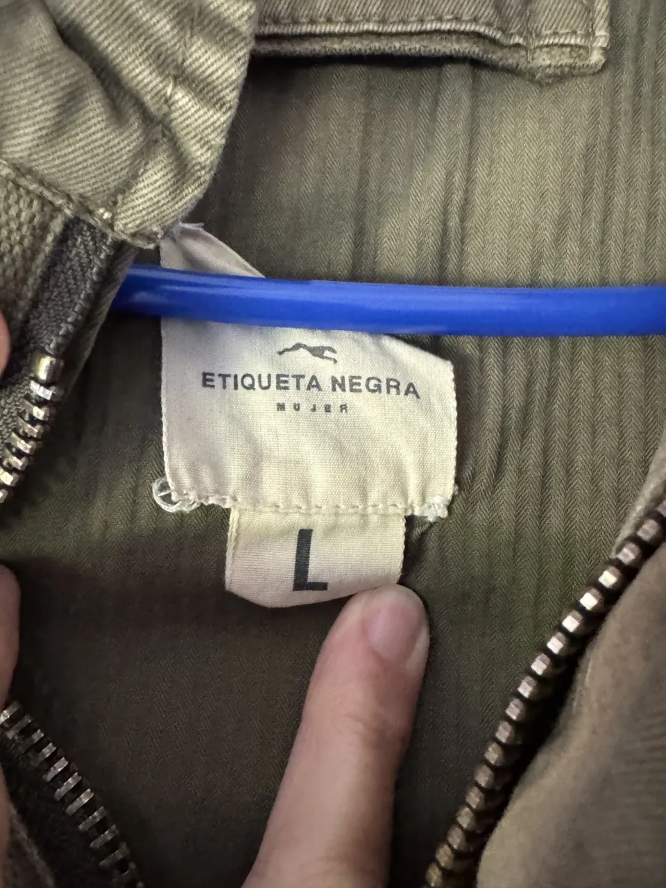 Campera Etiqueta Negra - Vista 3