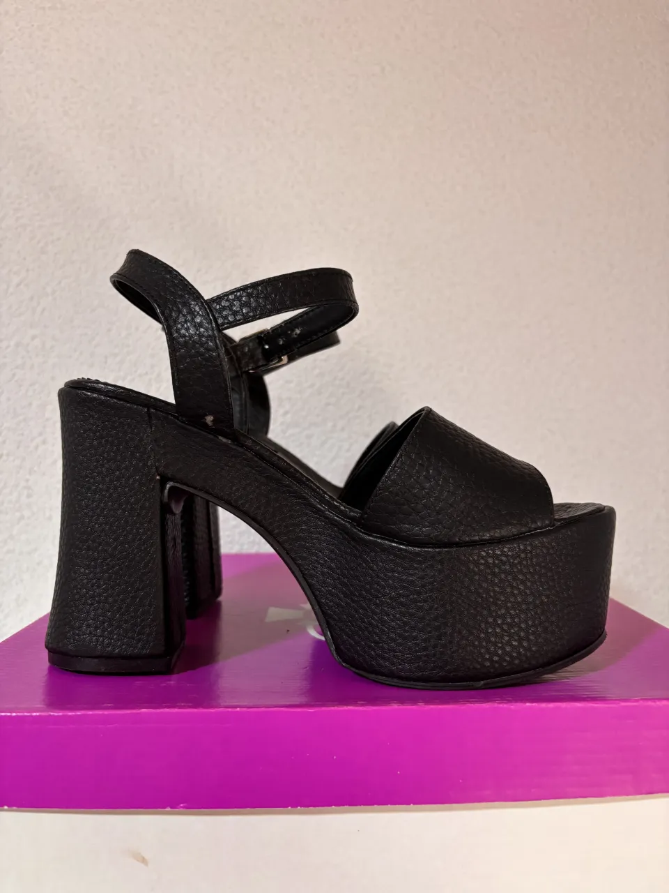 Sandalias Sin marca. - Vista 4