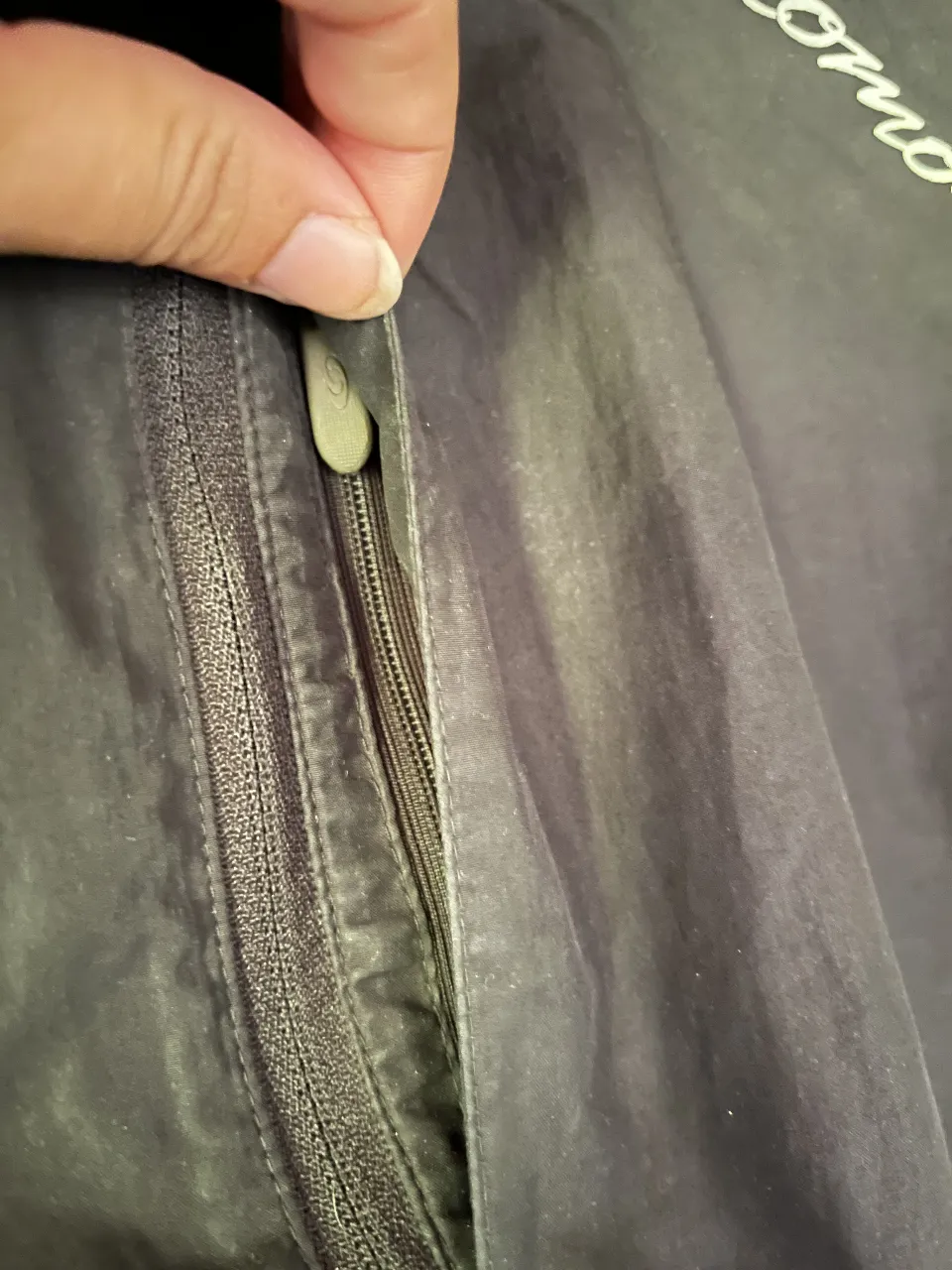 Campera Salomon - Vista 3