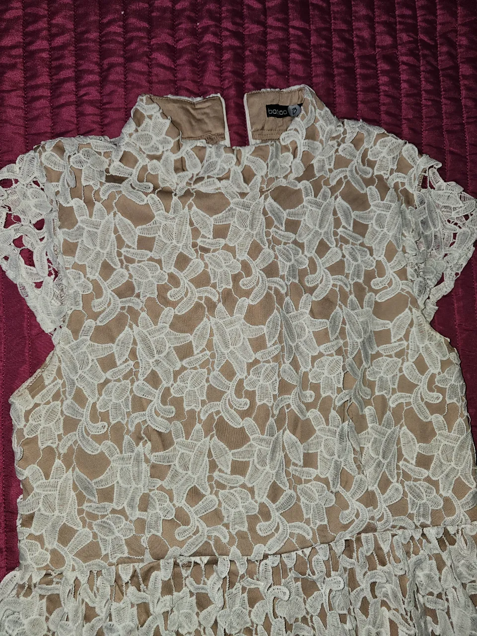 Vestido Boohoo - Vista 2