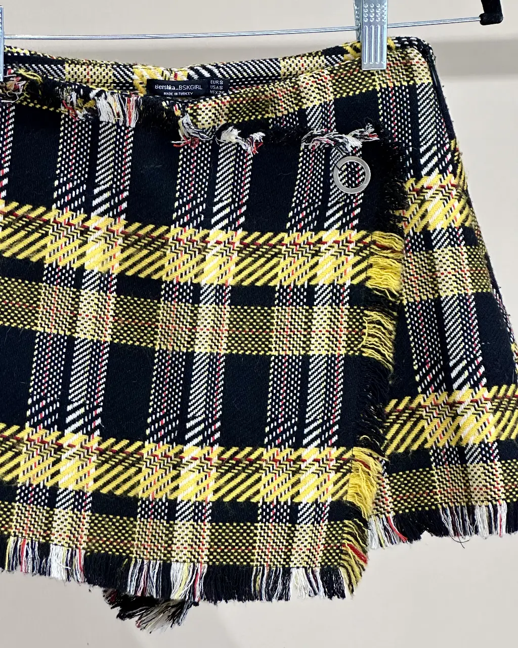 Short Bershka - Vista 4