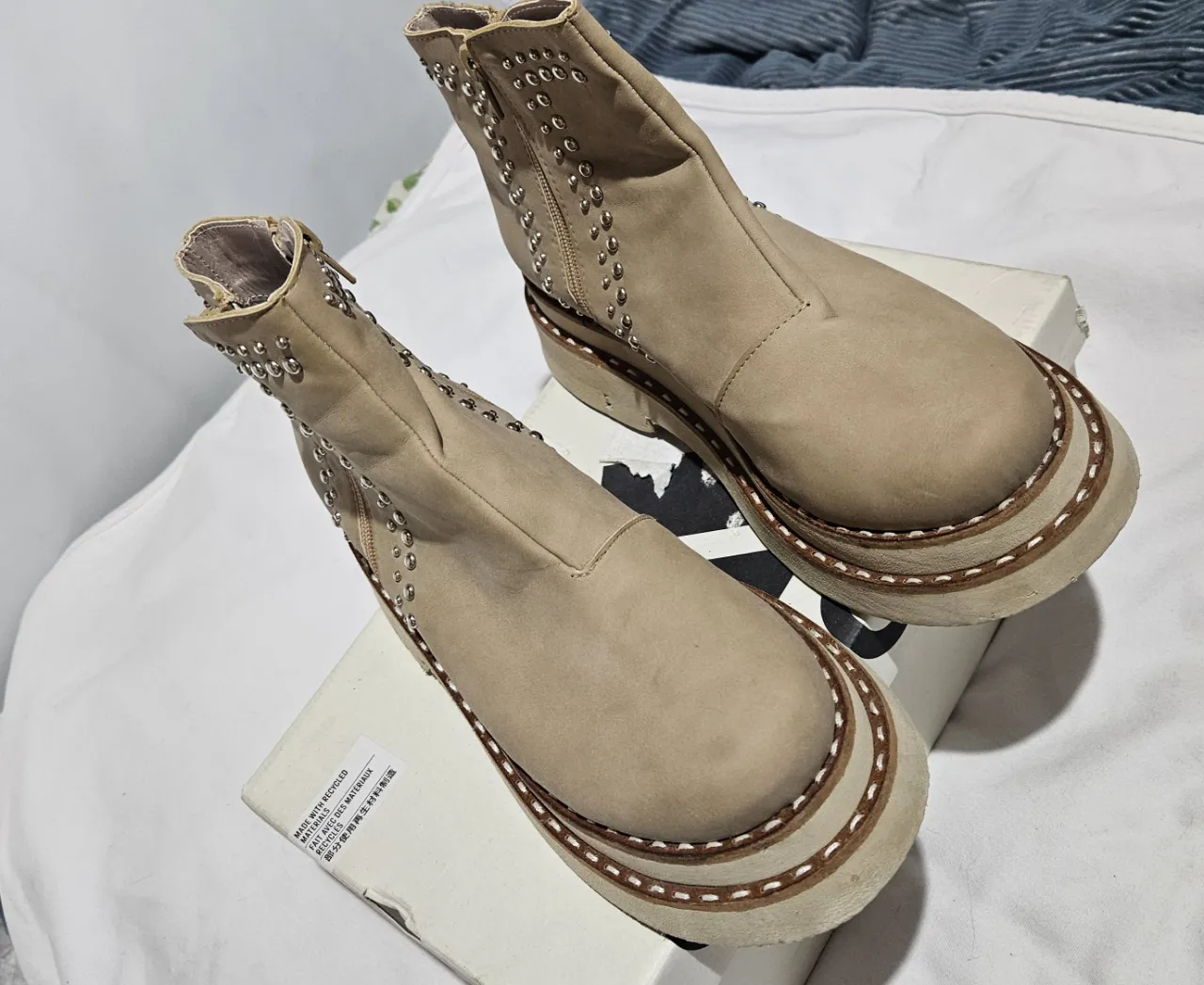 Borcegos A ≠ - Vista 2