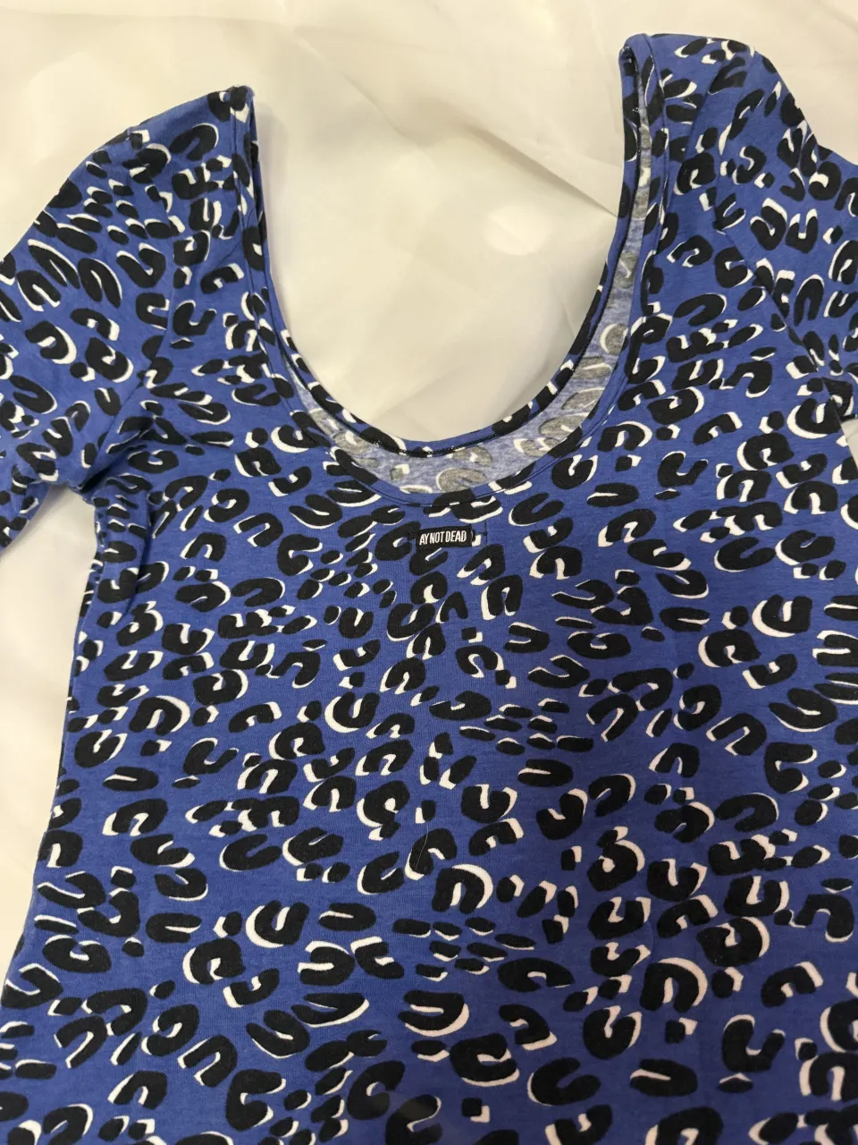 Vestido Ay Not Dead - Vista 2