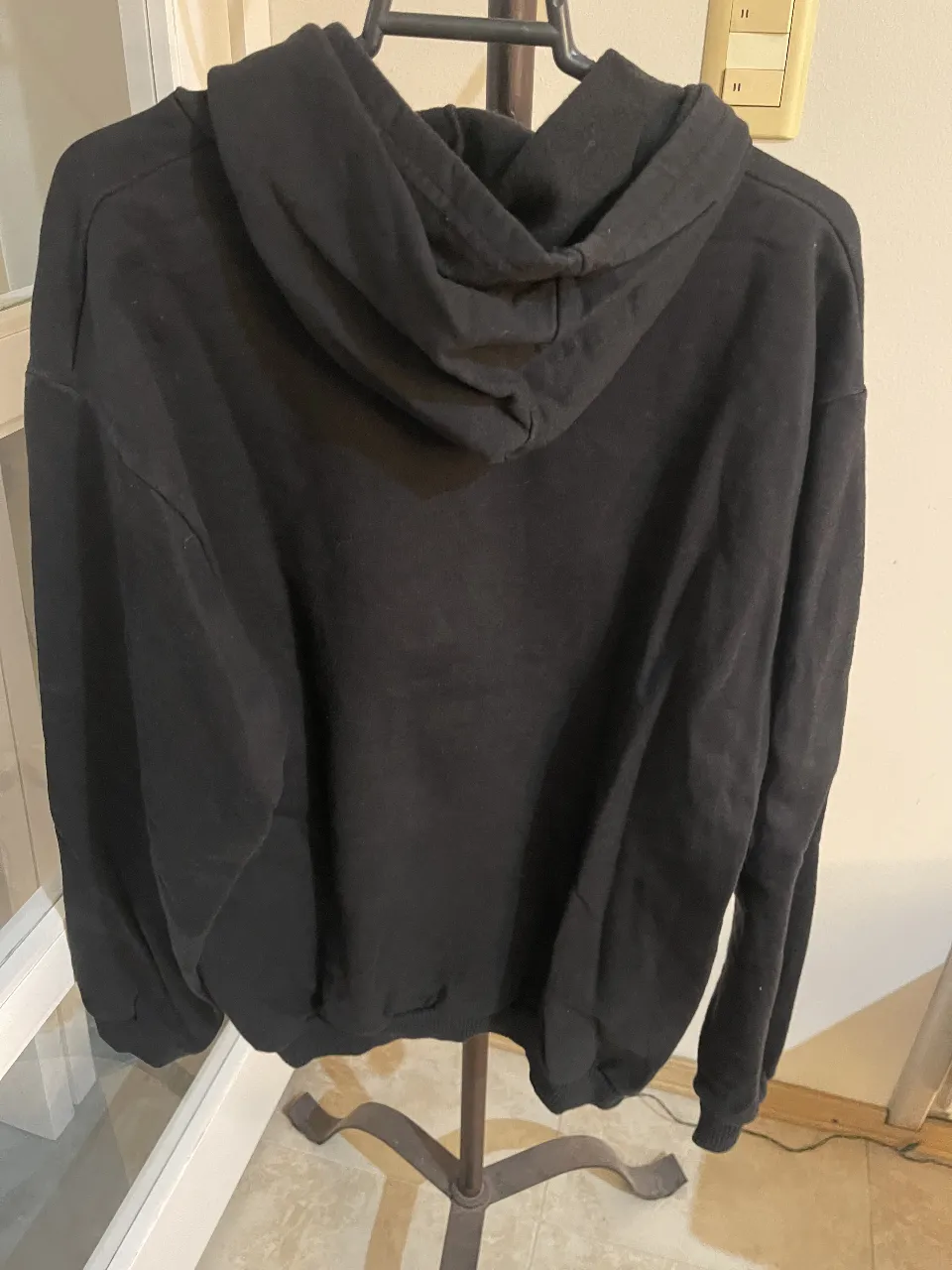 Buzo Marca nacional - Vista 3