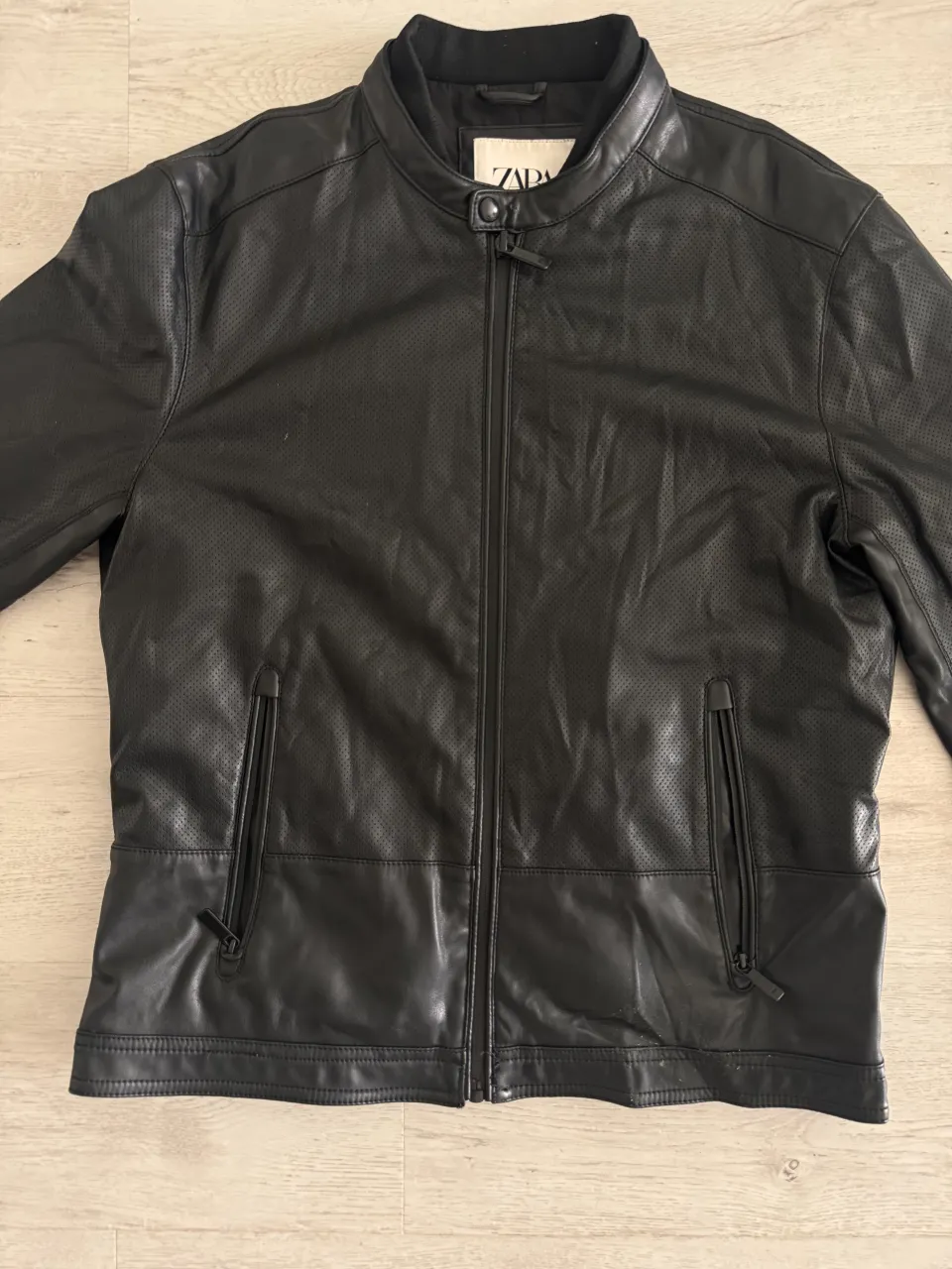 Campera Zara - Vista 3