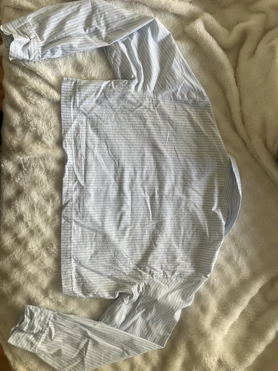 Camisa H&M - Vista 3