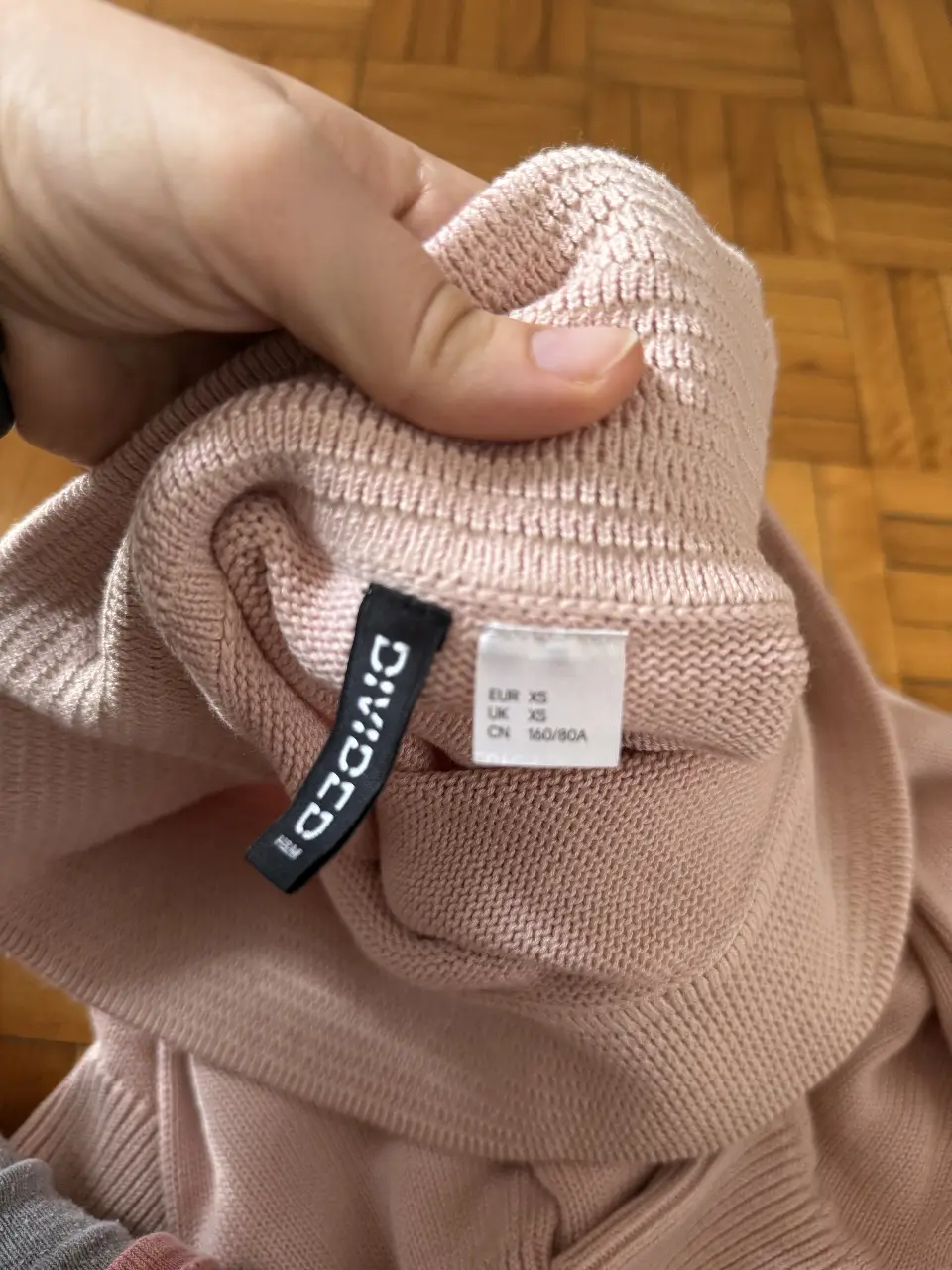 Sweater Divided - Vista 3