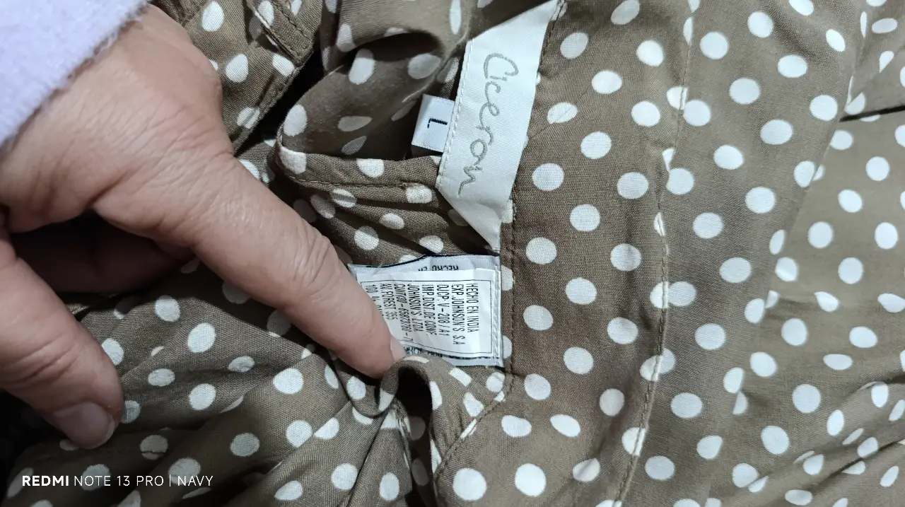 Pollera Ciceon - Vista 3