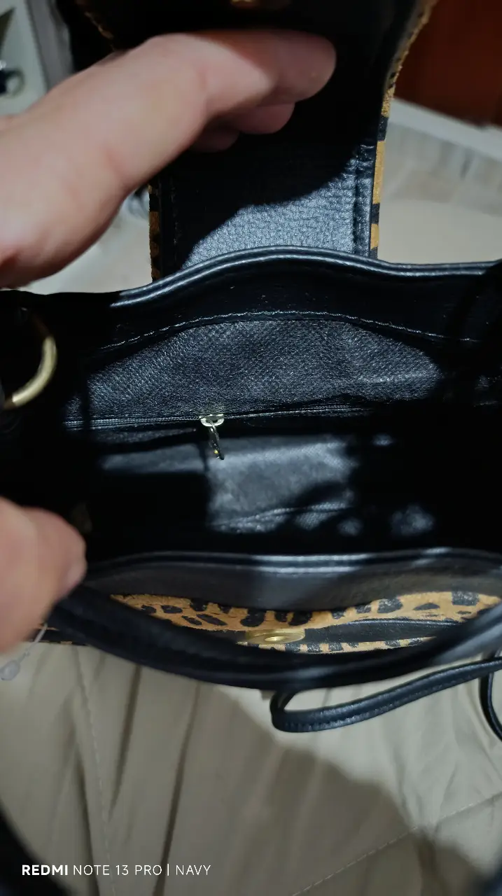 Cartera Laura Lariz - Vista 5