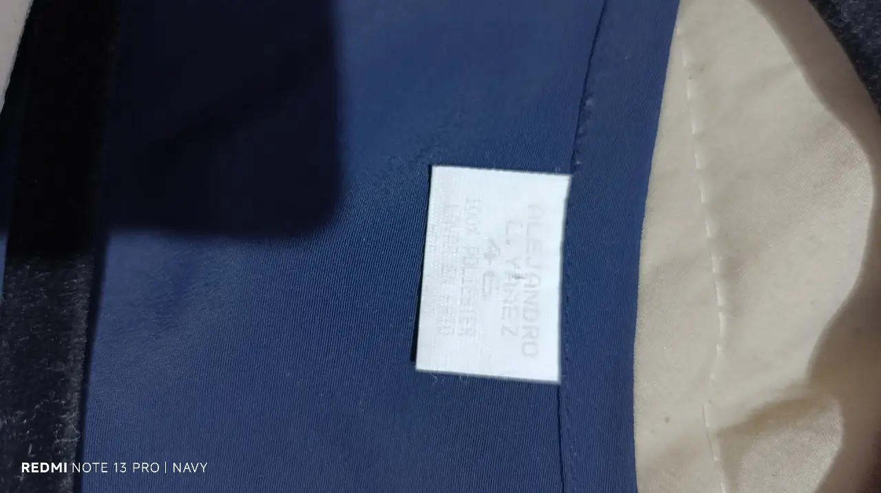 Blusa Alejandro Yañez - Vista 3