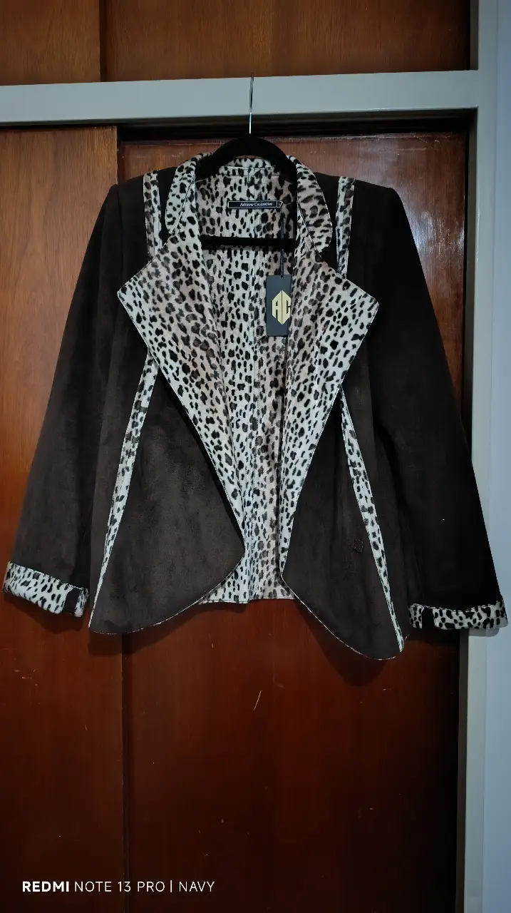 Campera Adriana Costantini - Vista 2
