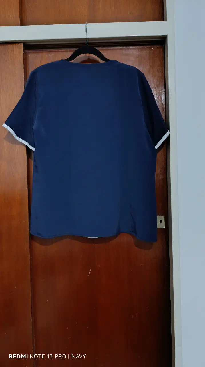 Blusa Alejandro Yañez - Vista 2