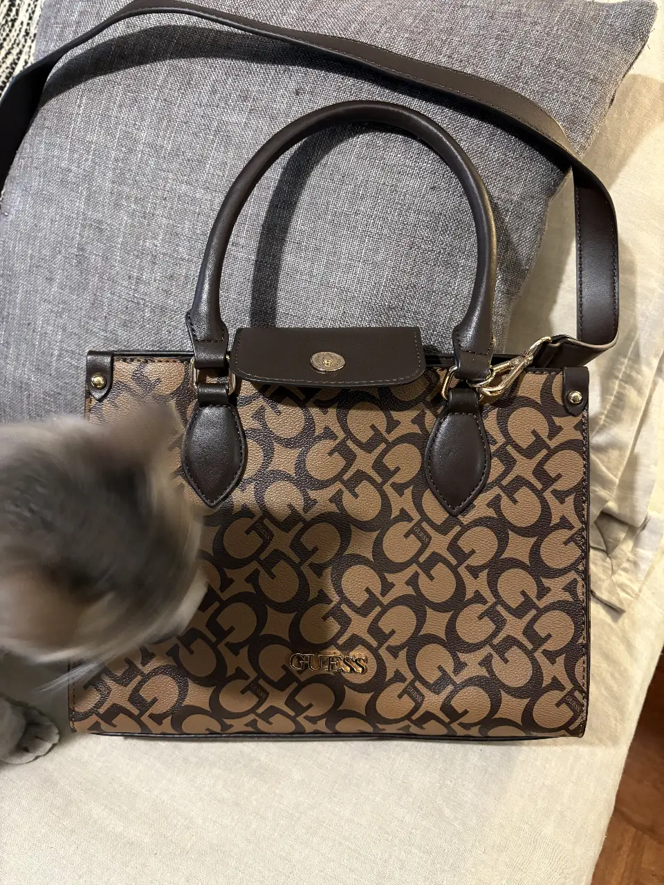 Cartera GUESS - Vista 2