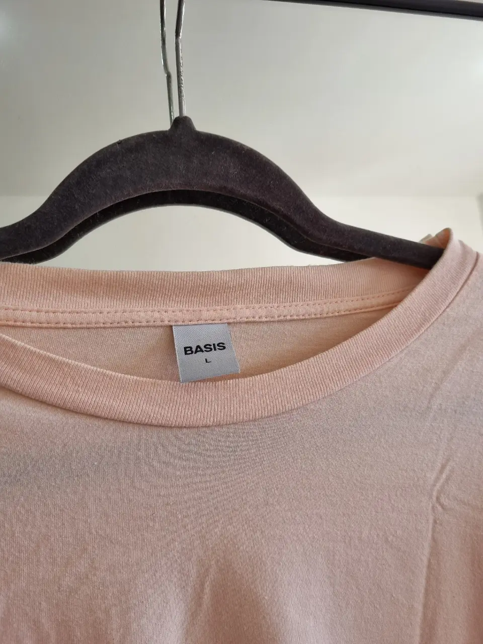Remera Basis - Vista 2