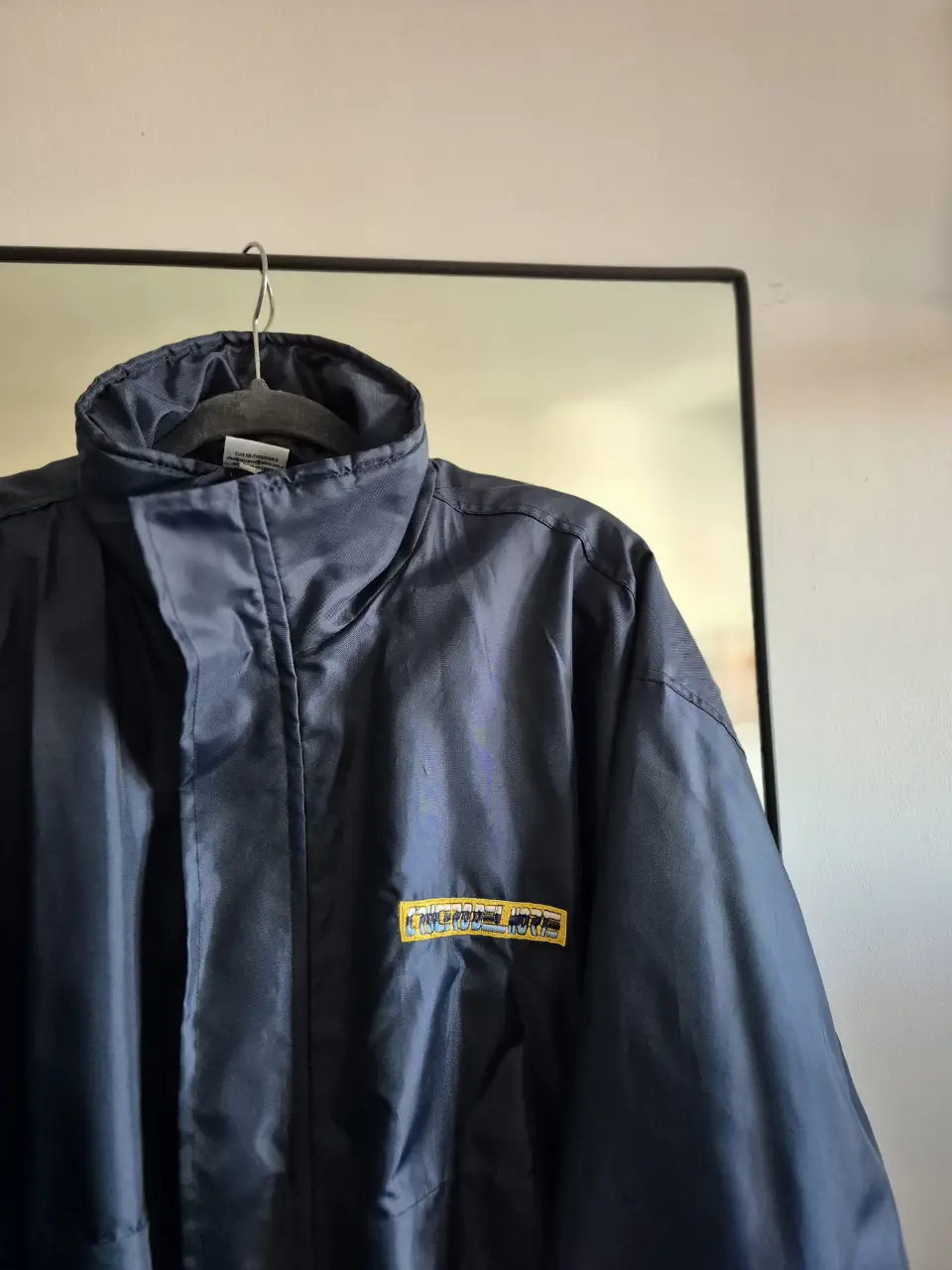 Campera Otra - Vista 3