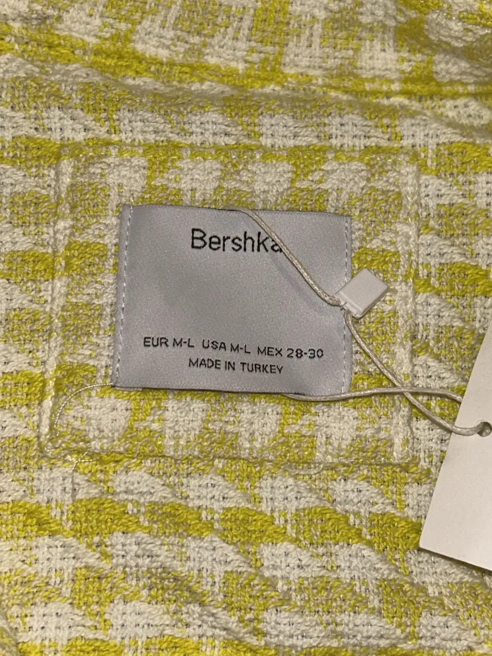 Campera Bershka - Vista 2