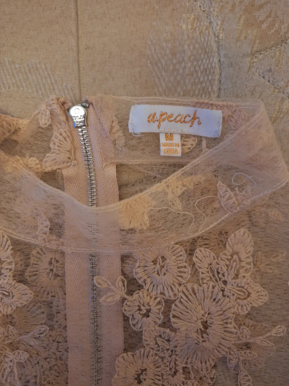 Blusa Apeach - Vista 3