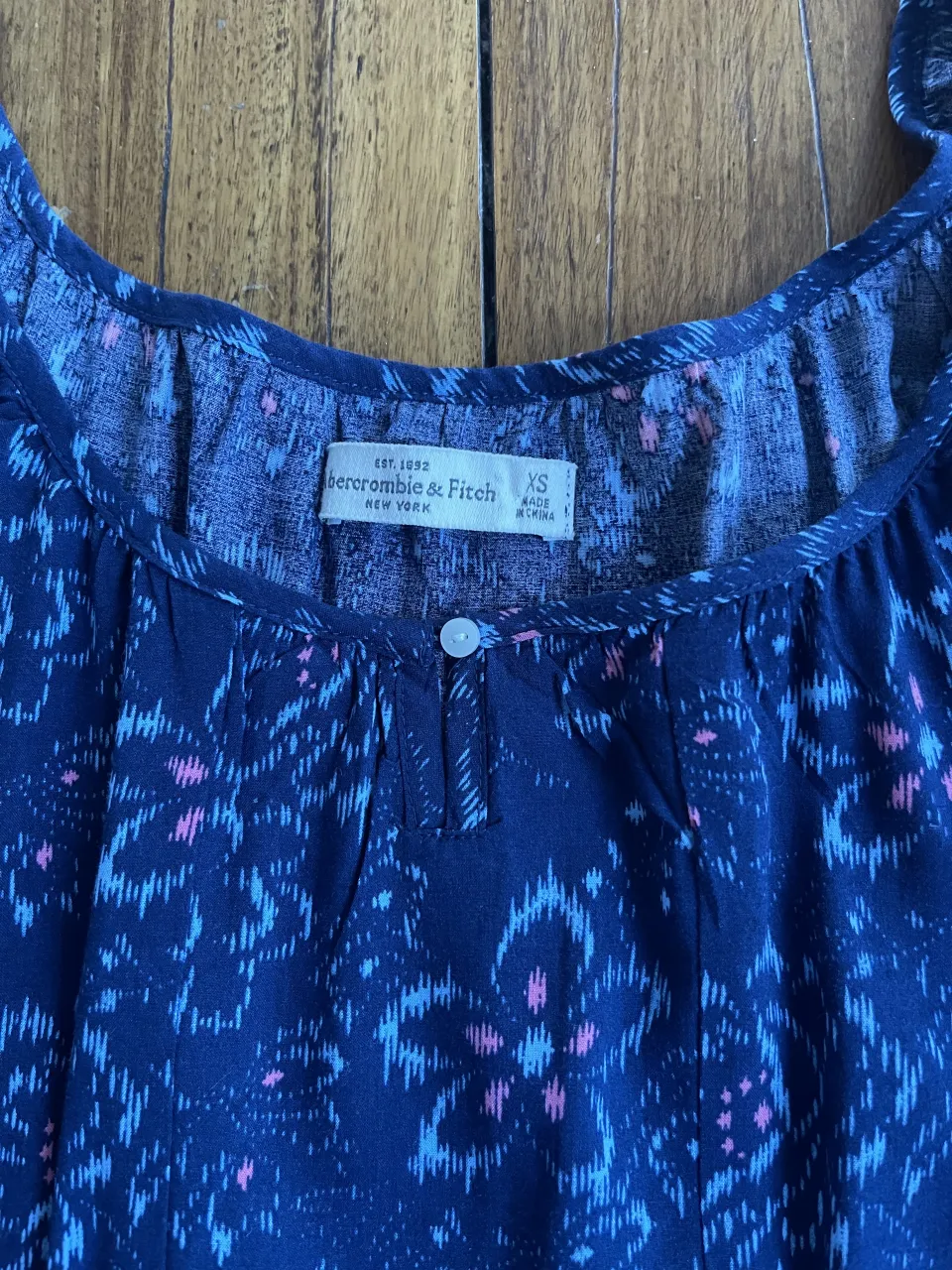 Blusa Abercrombie & Fitch - Vista 2