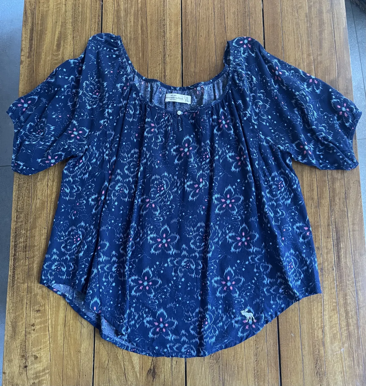 Blusa Abercrombie & Fitch