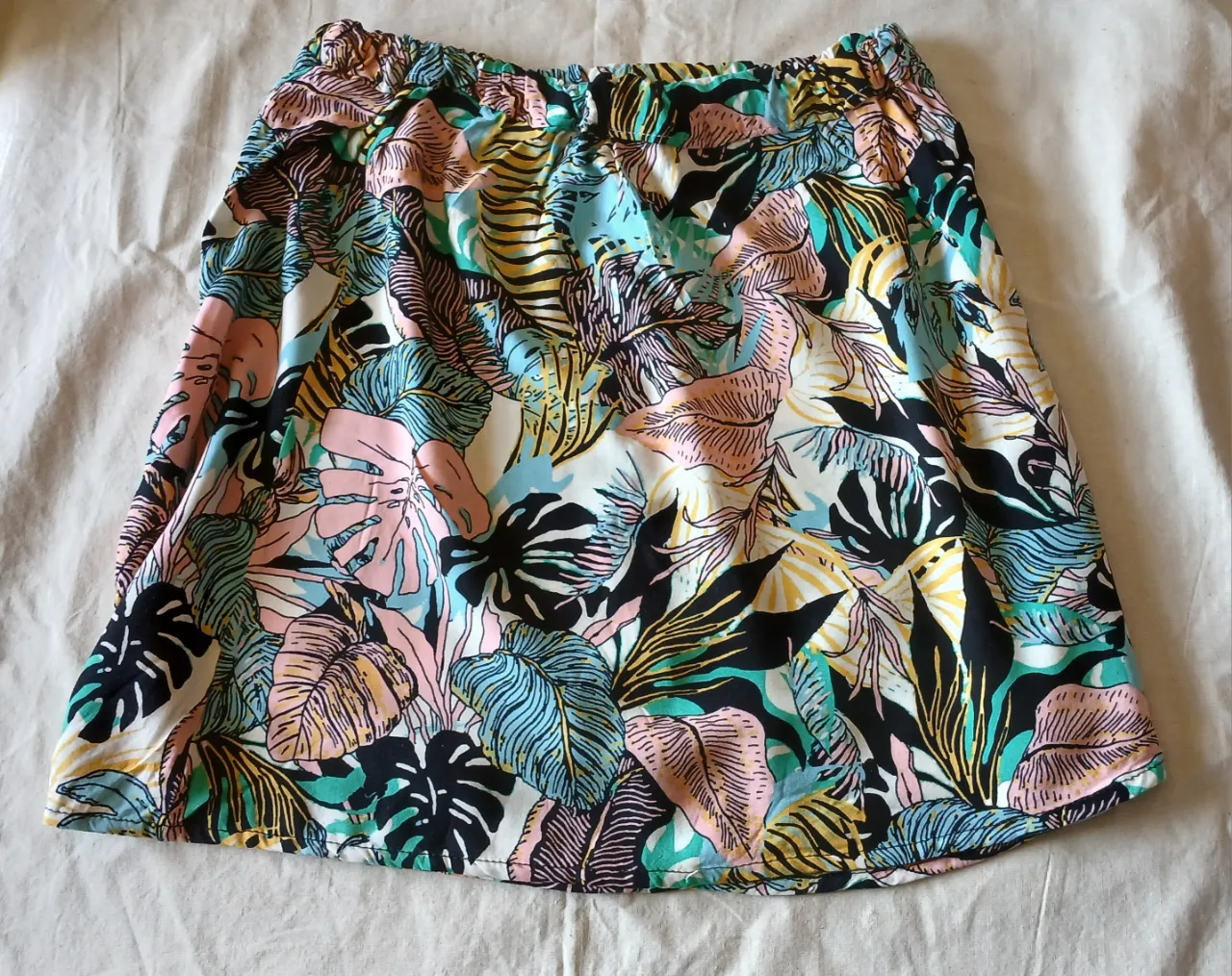 Pollera Diseño propio - Vista 2