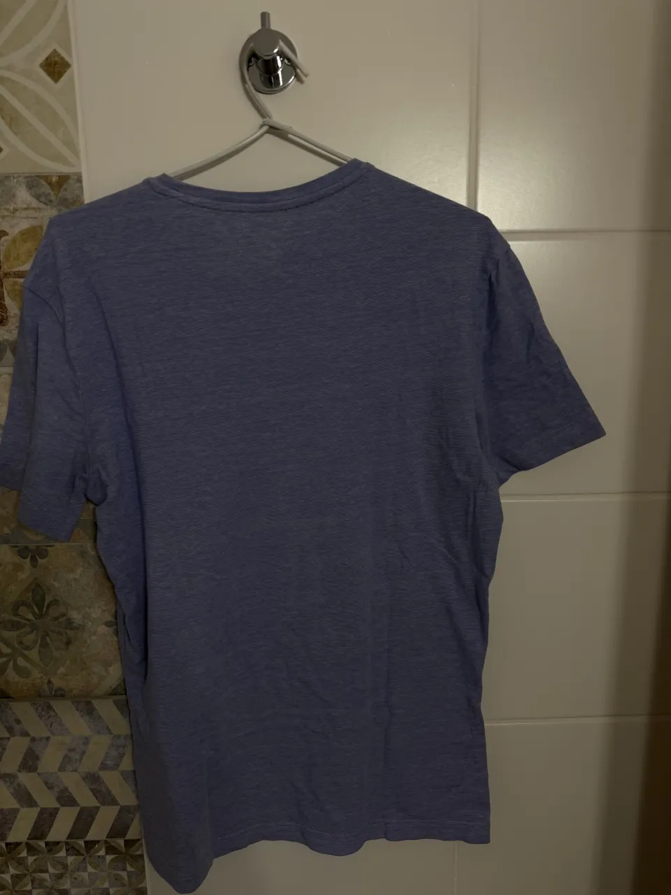 Remera H&M - Vista 2