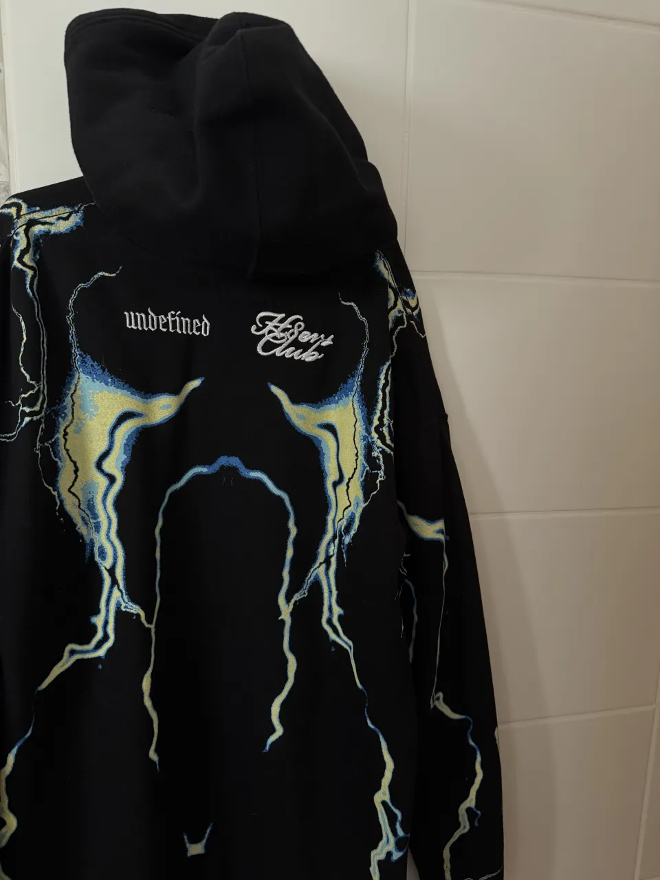 Buzo Undefined - Vista 3