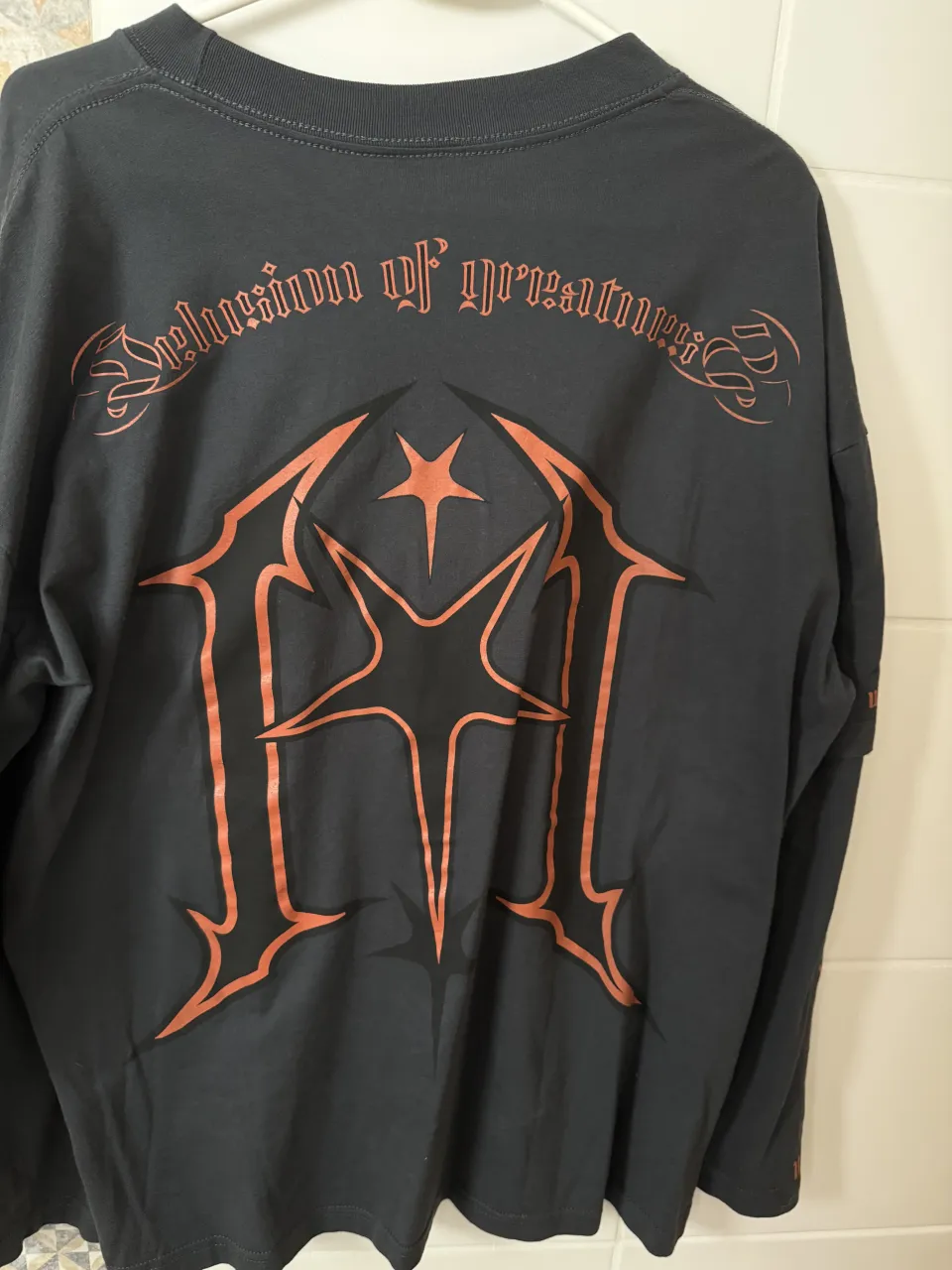 Remera Undefined - Vista 3