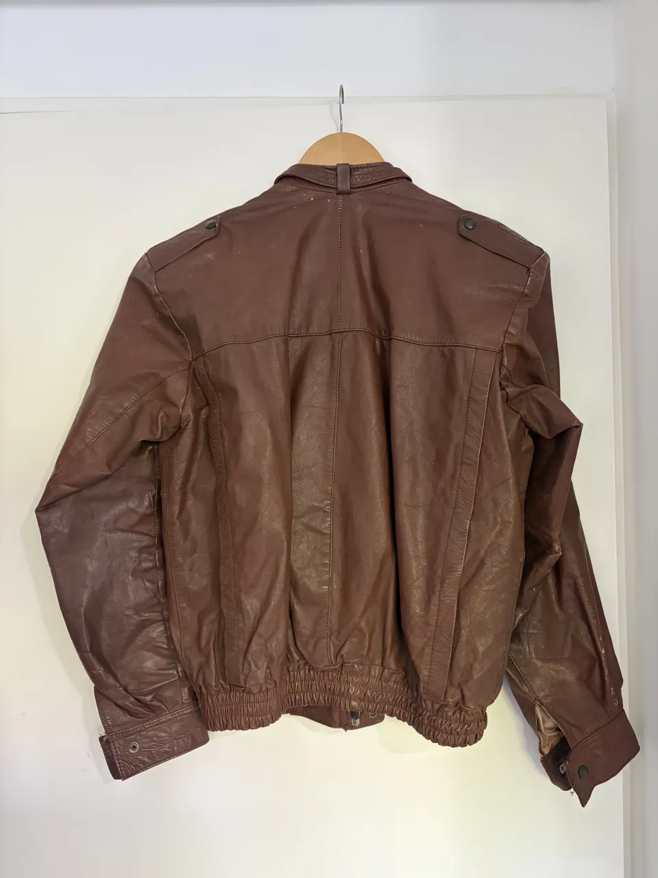 Campera A ≠ - Vista 3