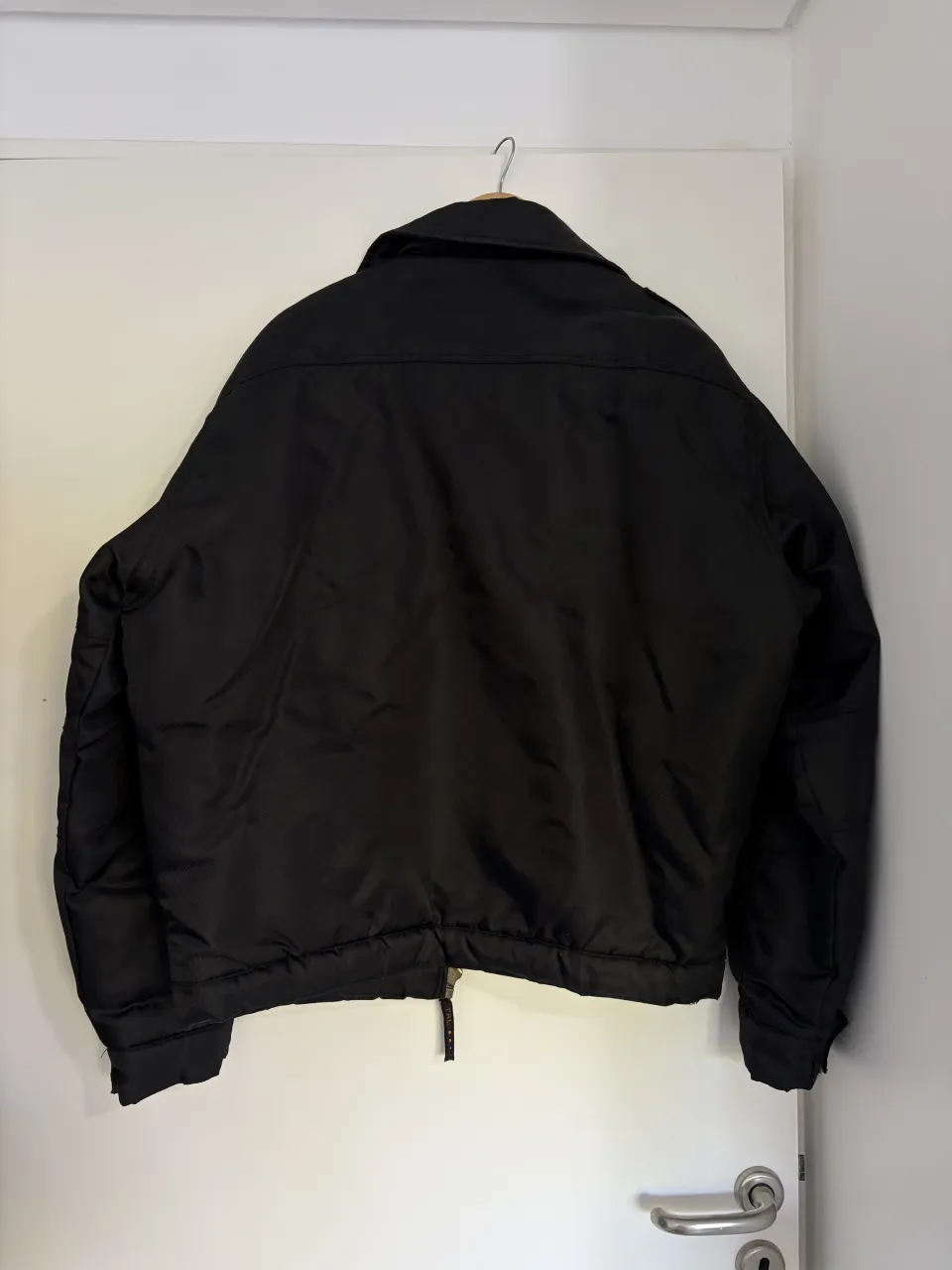 Campera A ≠ - Vista 3