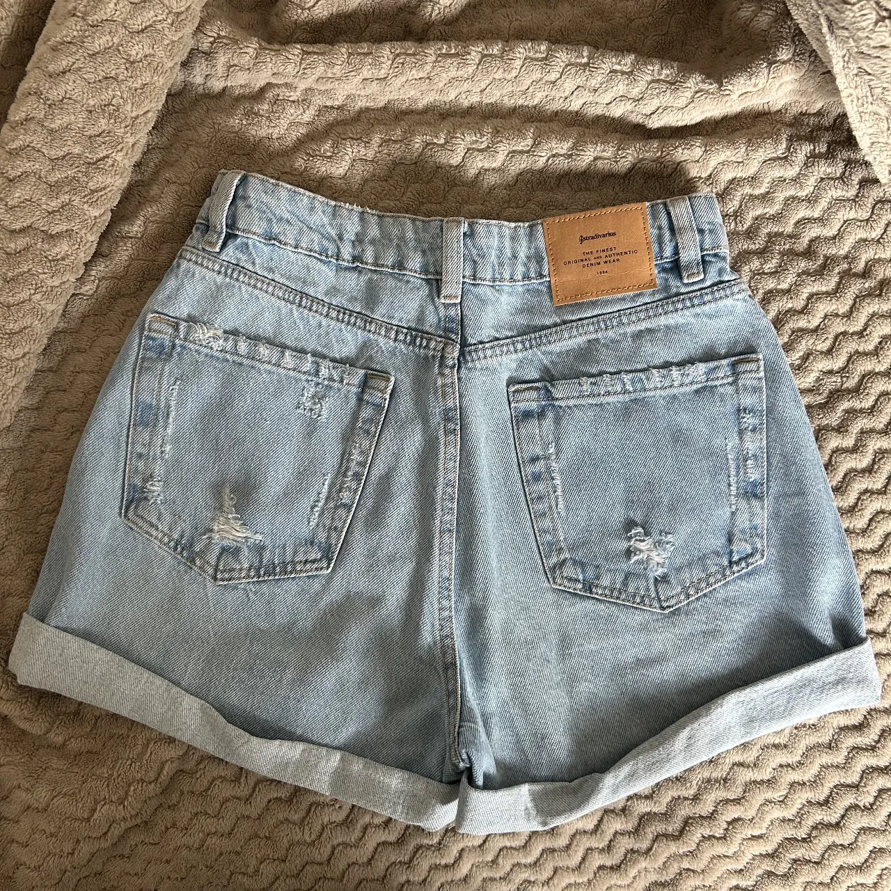 Short Stradivarius - Vista 4