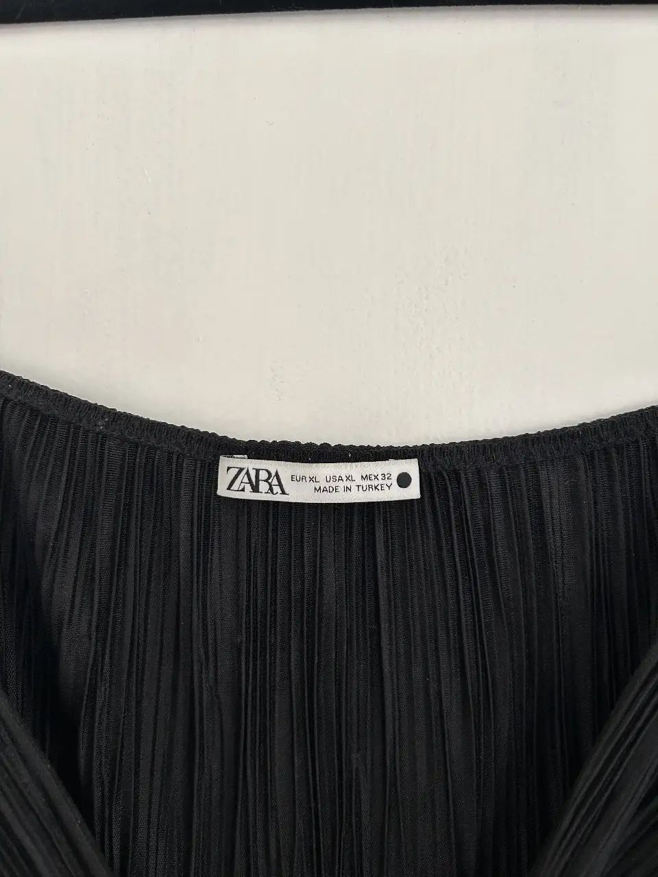 Top Zara - Vista 3