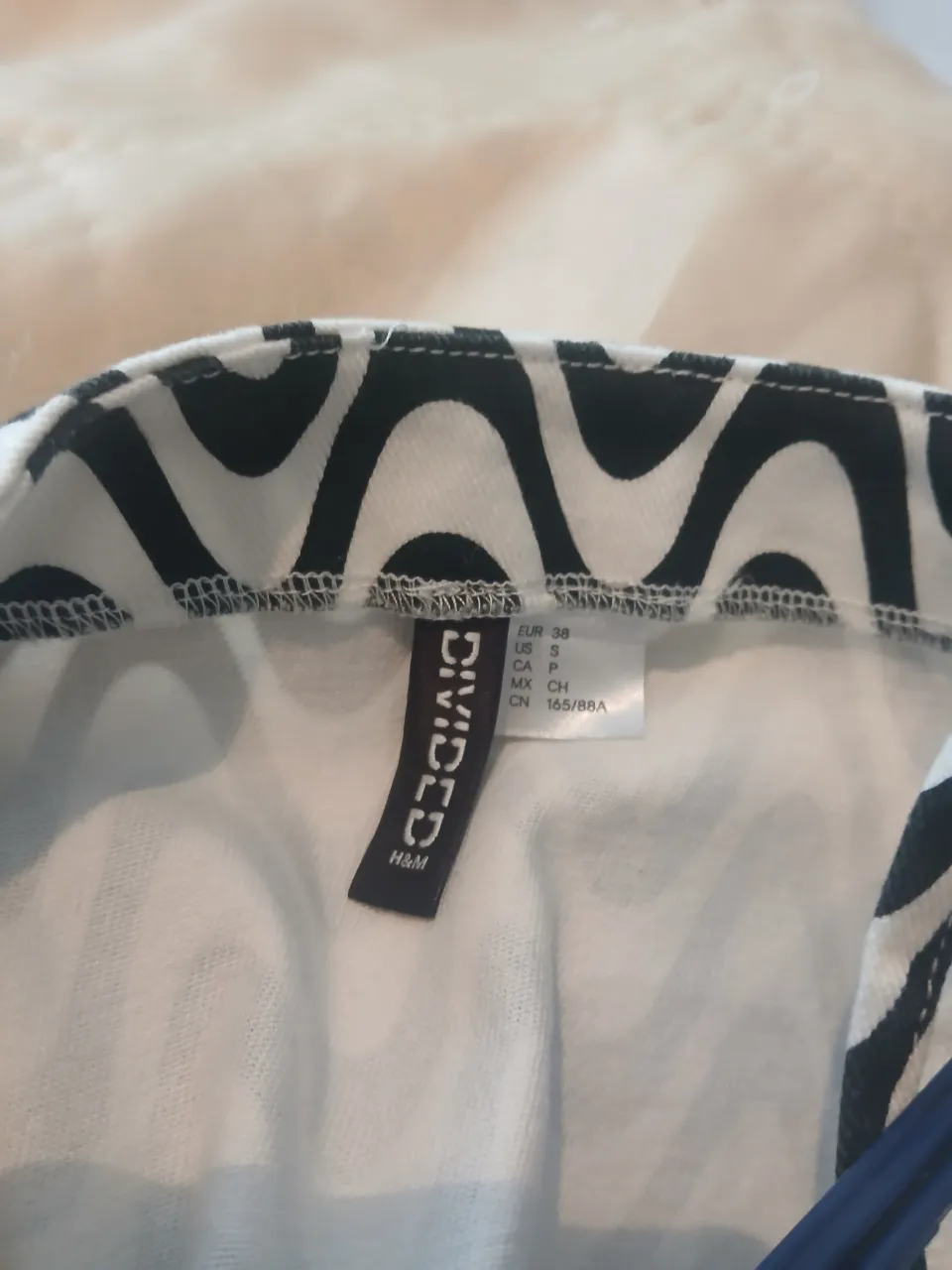 Vestido H&M - Vista 3