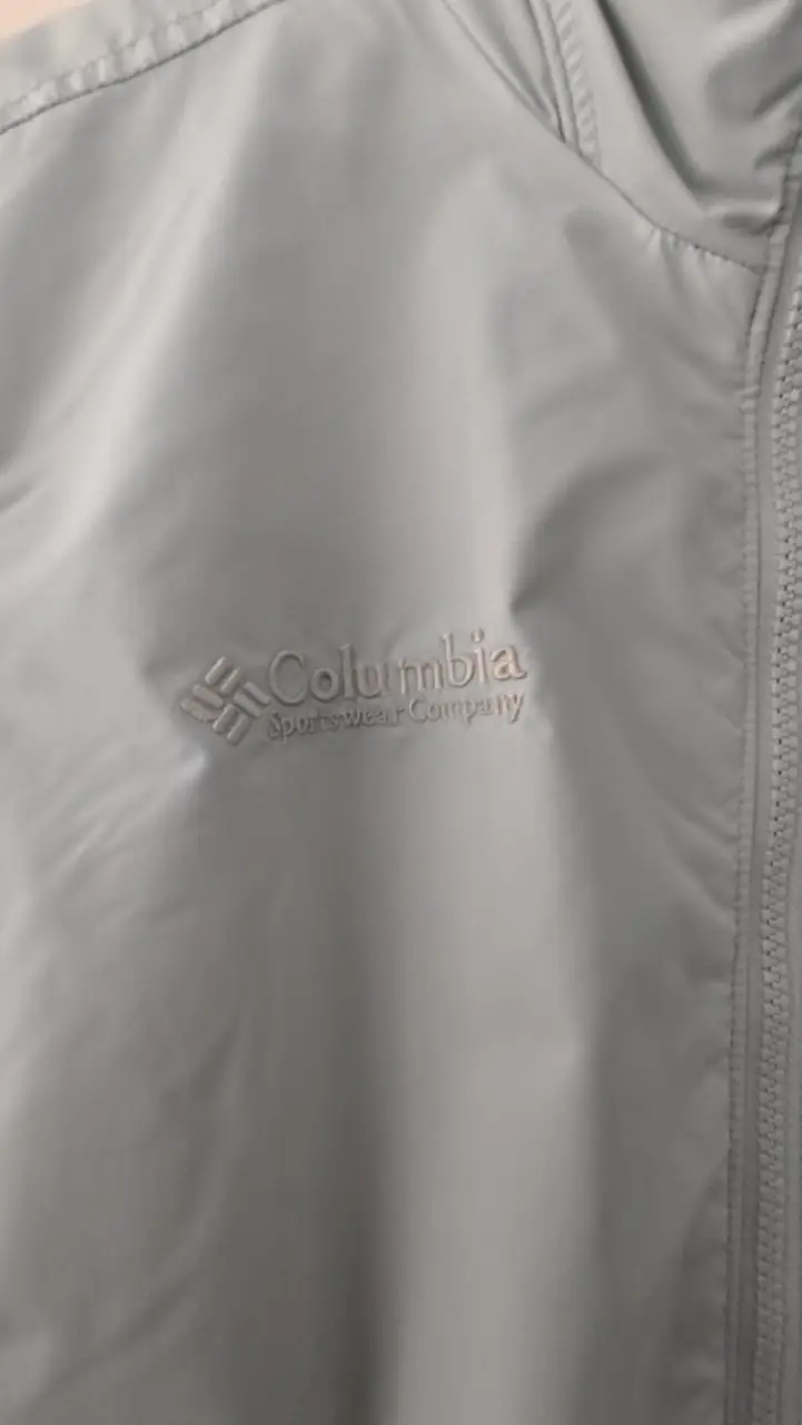 Campera Columbia - Vista 2