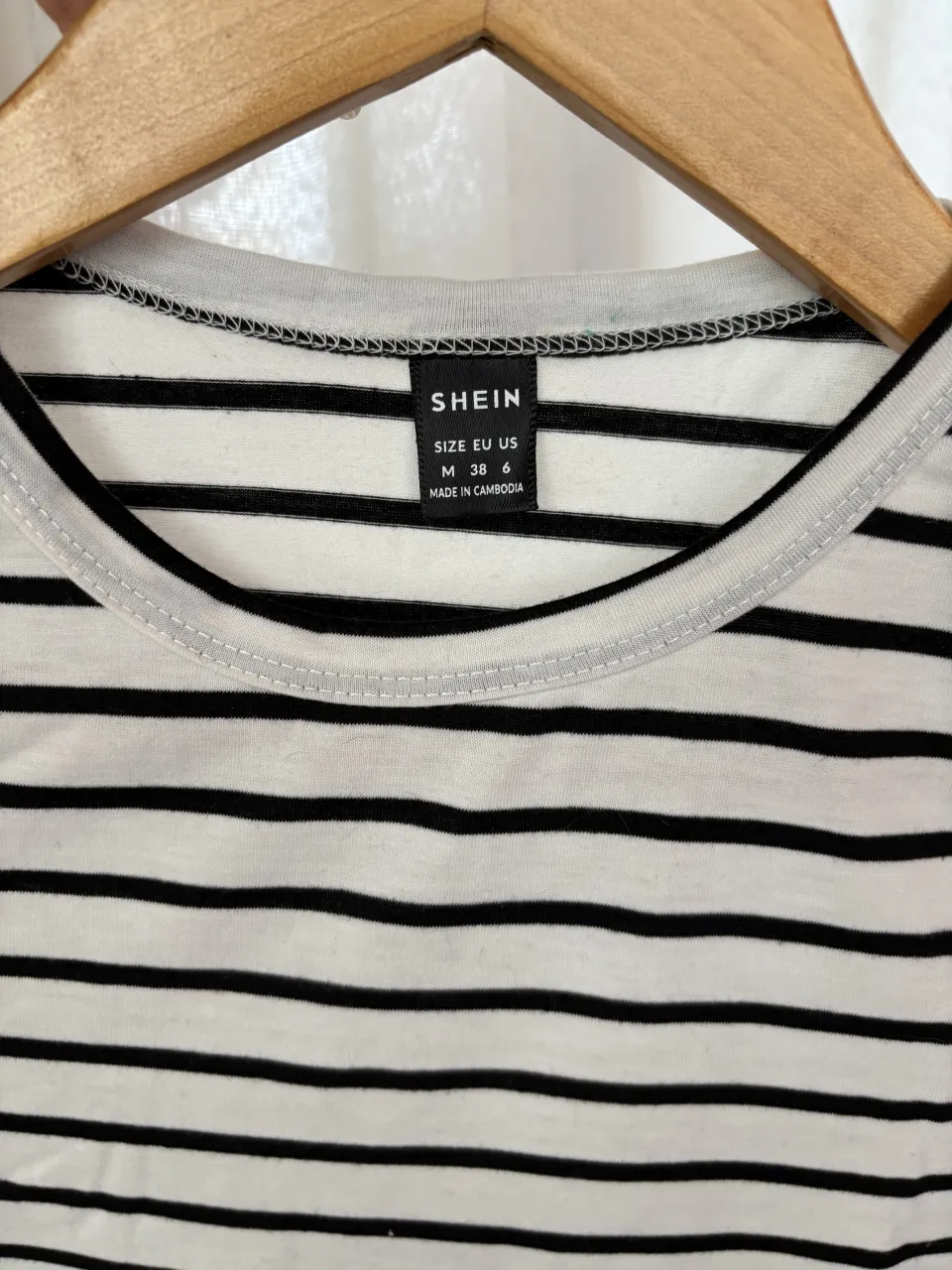 Remera Shein - Vista 3