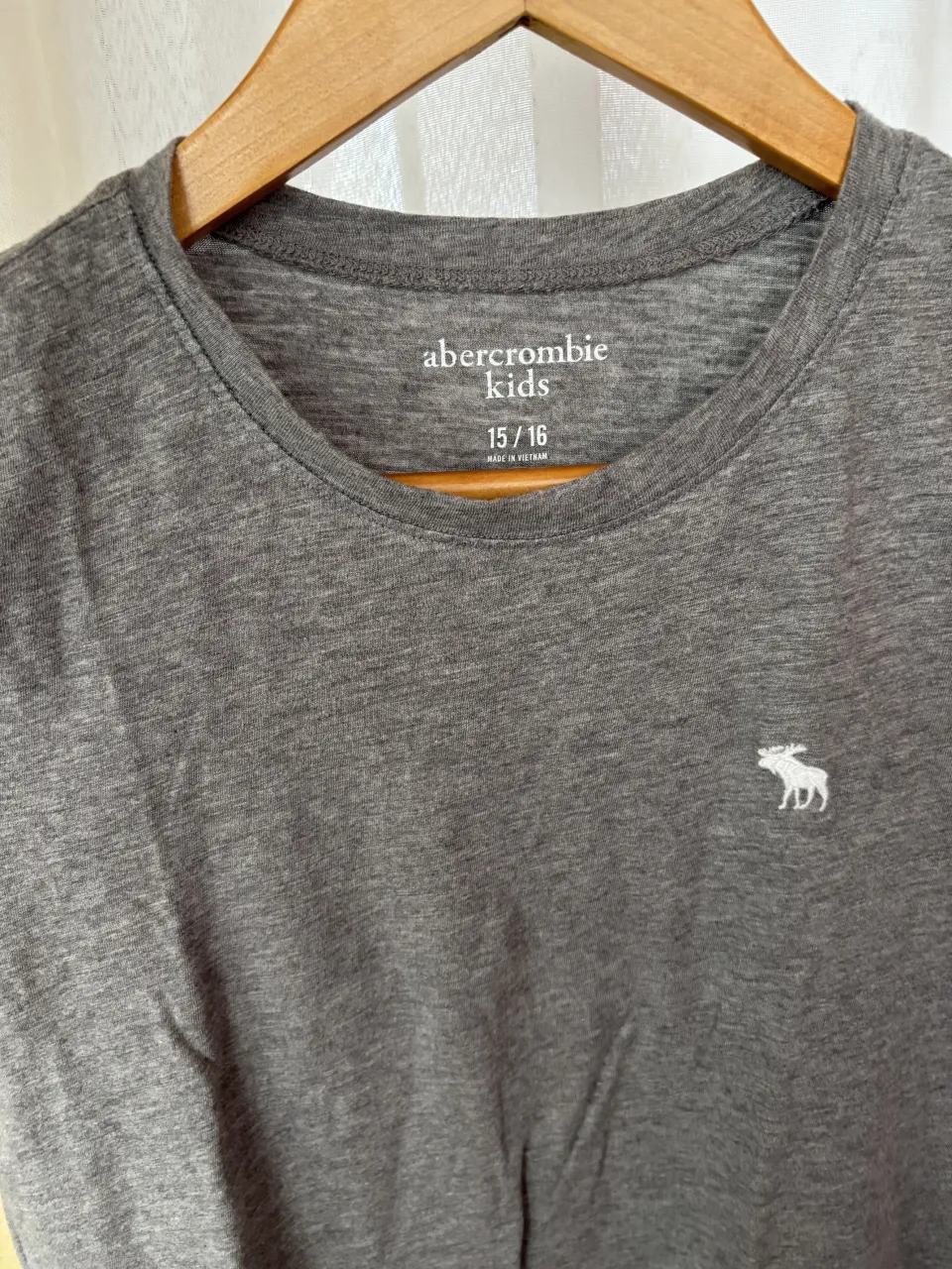 Remera abercrombie kids - Vista 3