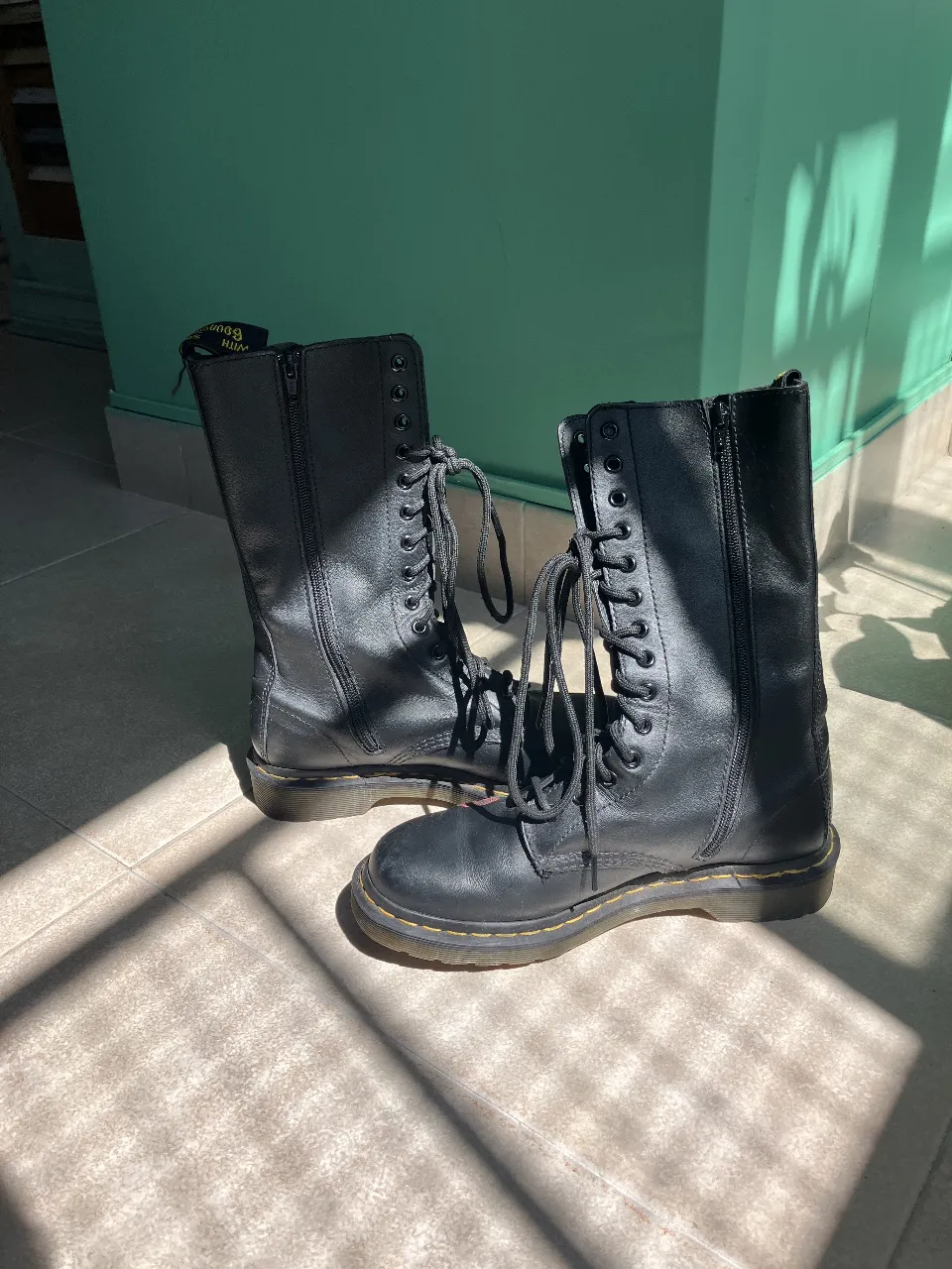 Borcegos Dr. Martens - Vista 2