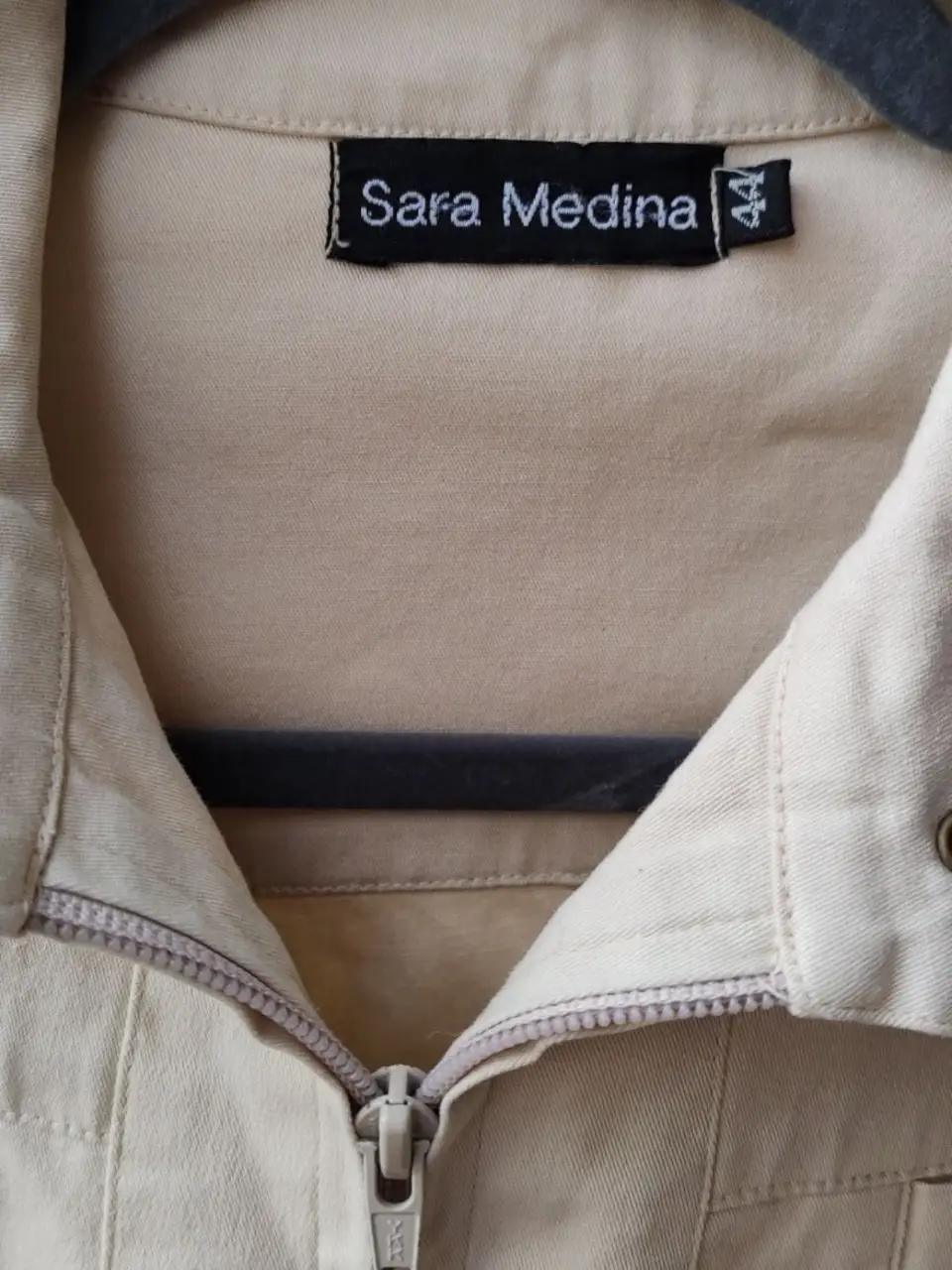 Campera Sara medina - Vista 3