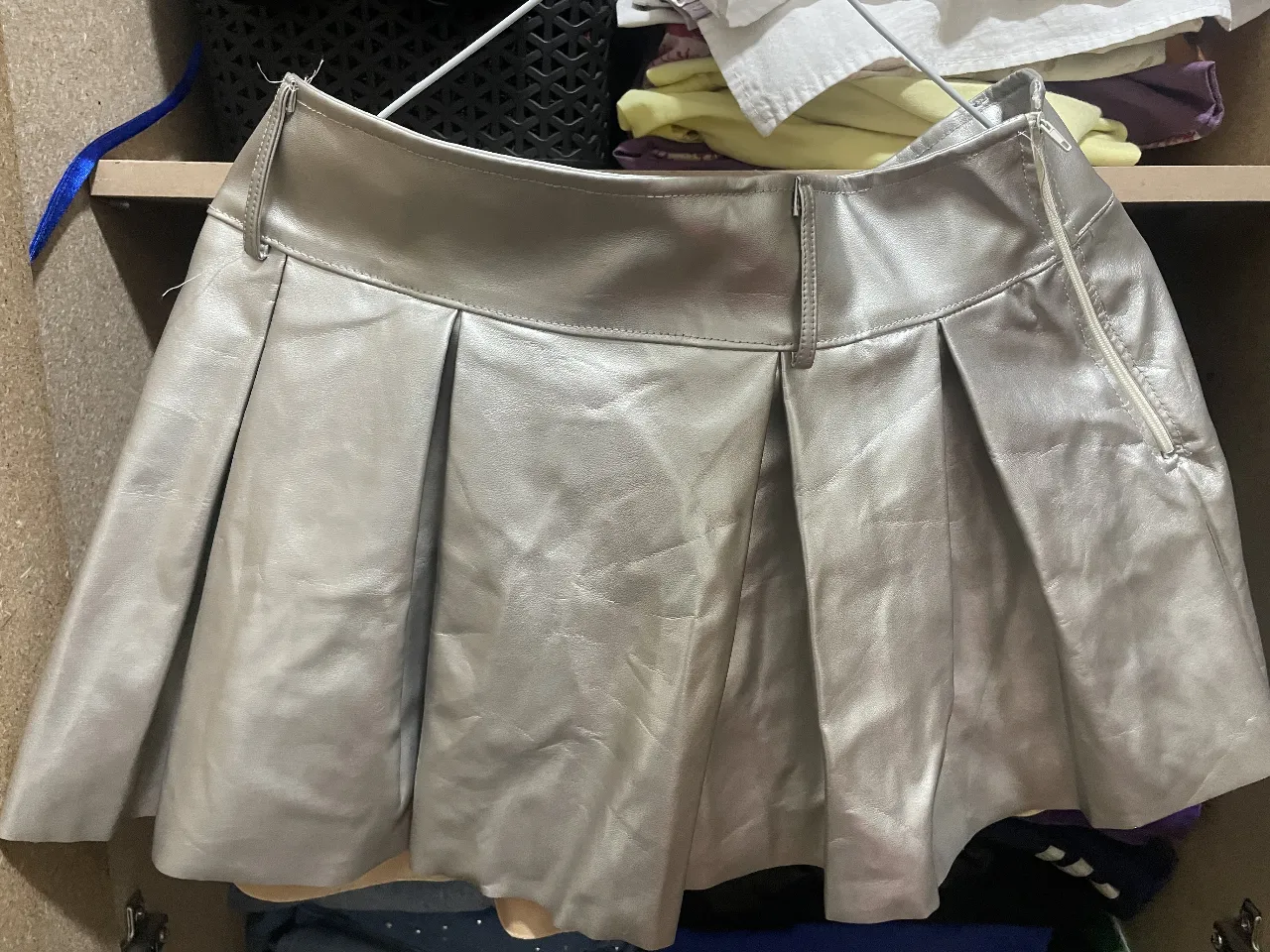 Pollera Sin ropa - Vista 2