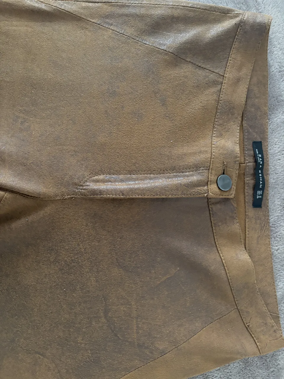 Pantalón Zara