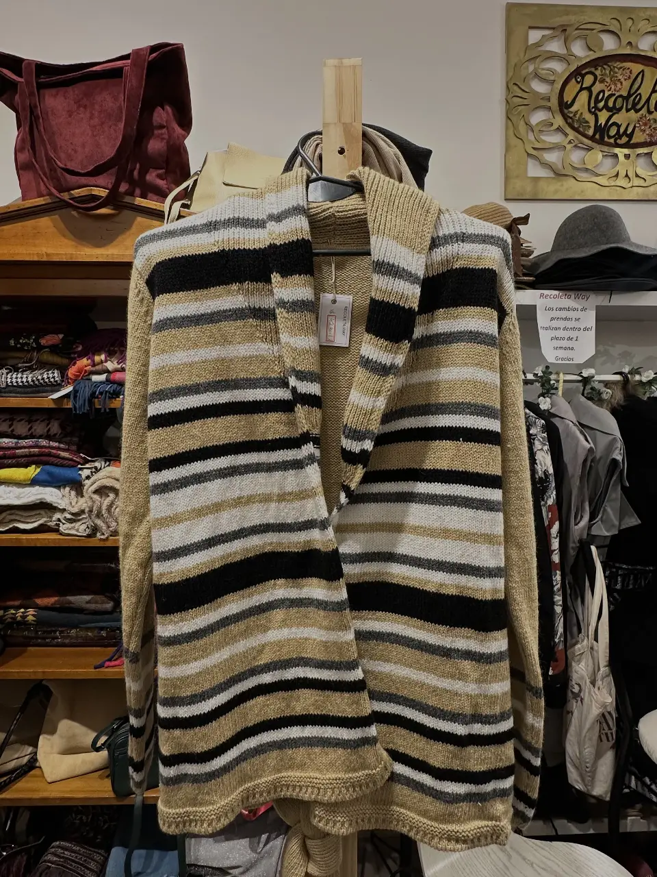 Cardigan Otro - Vista 2