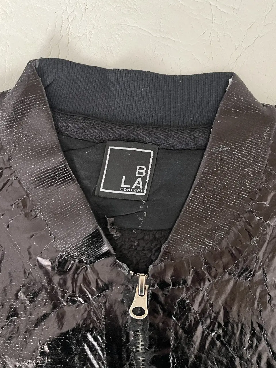 Campera Otra - Vista 3