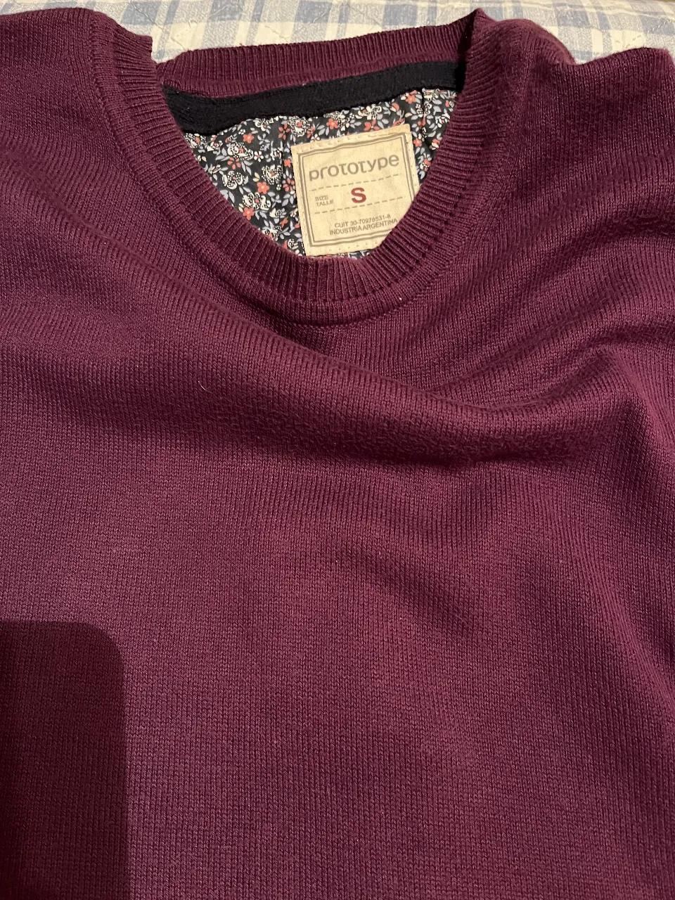 Sweater Prototype - Vista 5