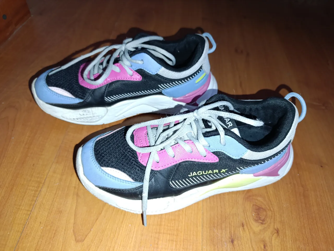 Zapatillas Jaguar - Vista 3